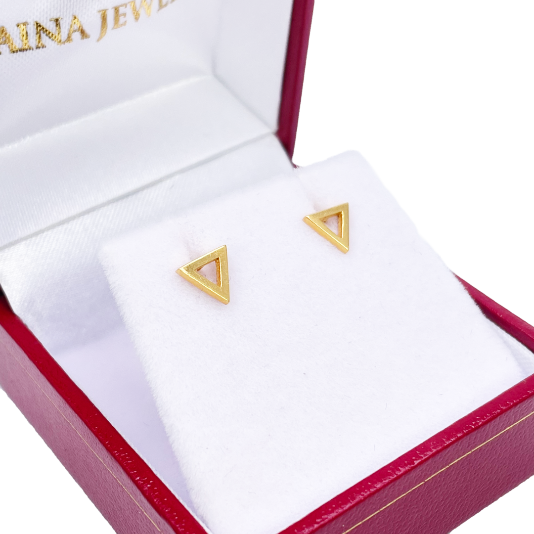 22ct Yellow Gold Triangle Button Style Stud Earrings 6.3mm Width