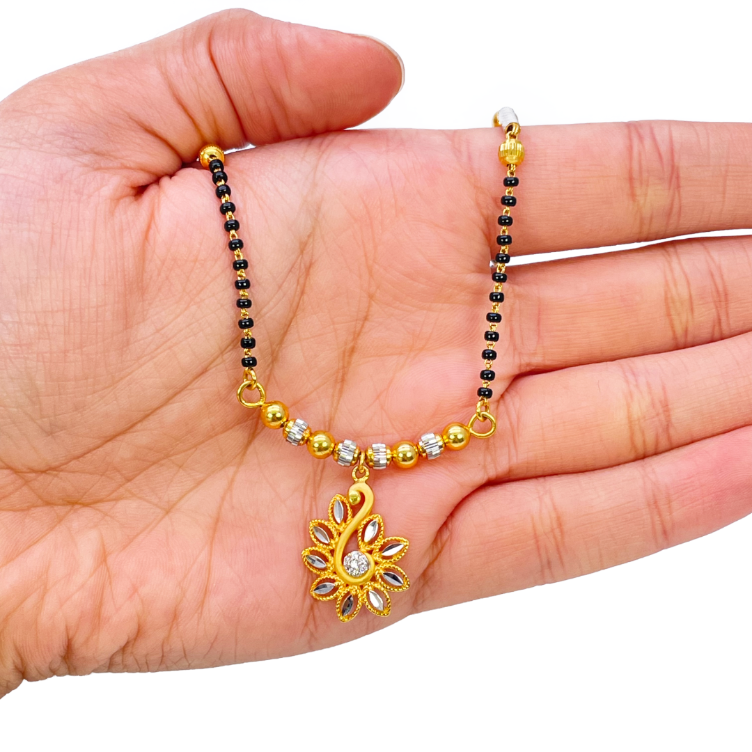 22ct Yellow Gold Floral Cubic Zirconia Diamond Cut Beaded Mangalsutra Necklace 18 inches