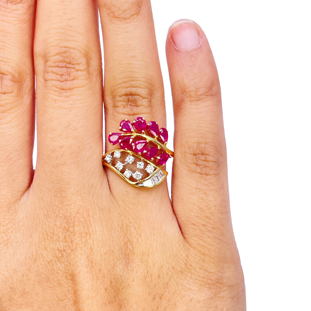18ct Yellow Gold Natural Pear Ruby and Baguette & Round Diamond Ring 1.71ct