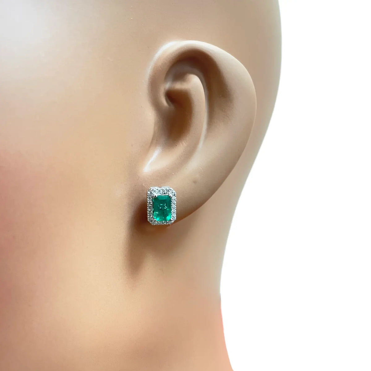 18ct White Gold Natural Emerald Diamond Round & Emerald Cut Stud Earrings 1.60ct