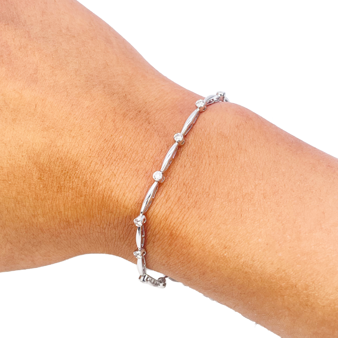 18ct White Gold Round Natural Diamond Bamboo Bracelet 0.55ct 7 Inches