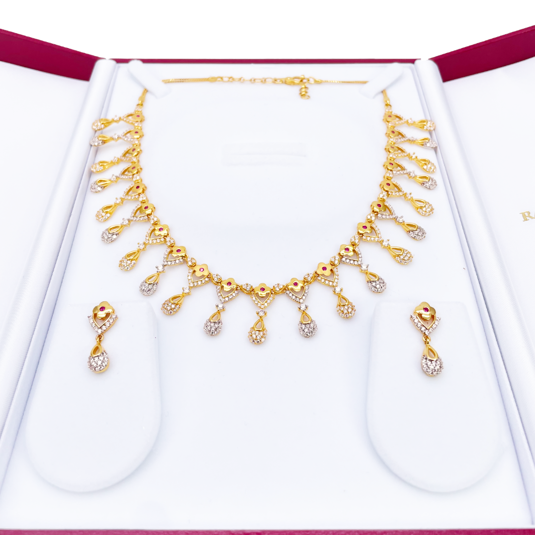 22ct Yellow Gold Floral Drop Necklace Earrings Set 15.5 Inches
