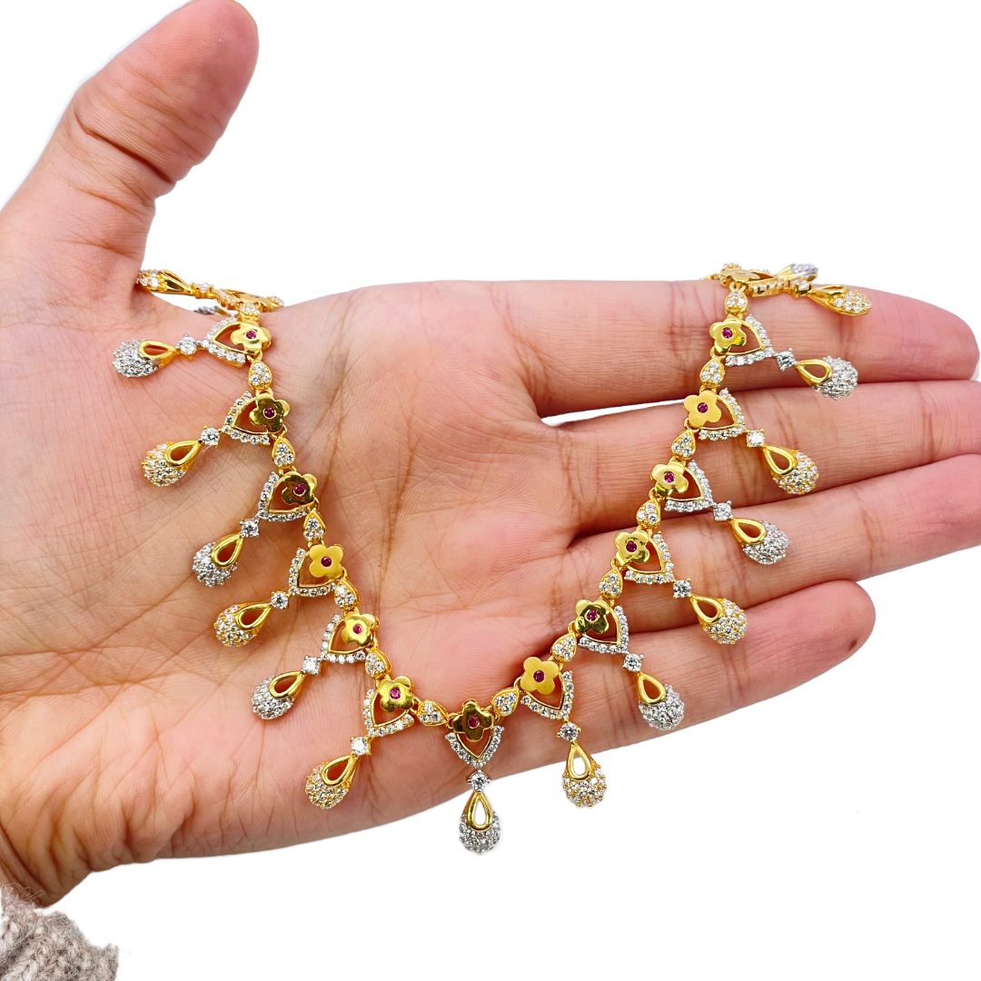 22ct Yellow Gold Floral Drop Necklace Earrings Set 15.5 Inches