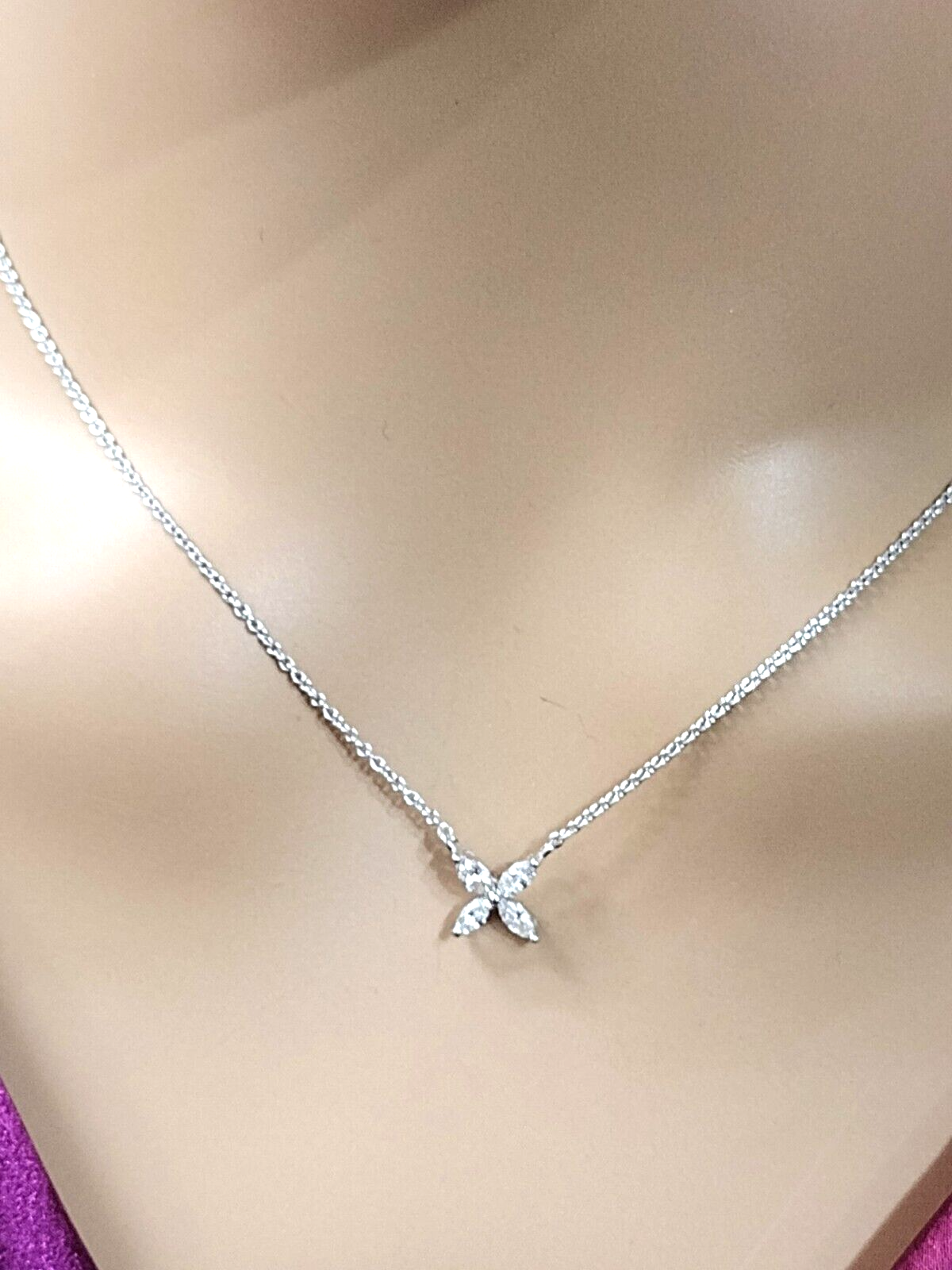 18ct White Gold Marquise 4 Clove Diamond Pendant Necklace & Earrings Set 1.00 ct