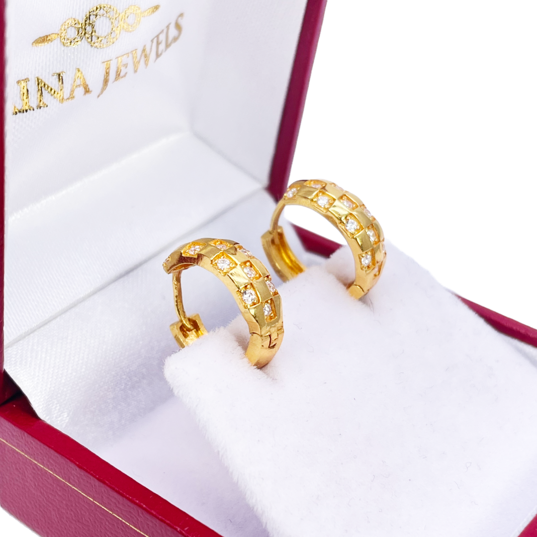 22ct Yellow Gold Checkered Cubic Zirconia Hoop Huggie Earrings 10.4mm Diameter