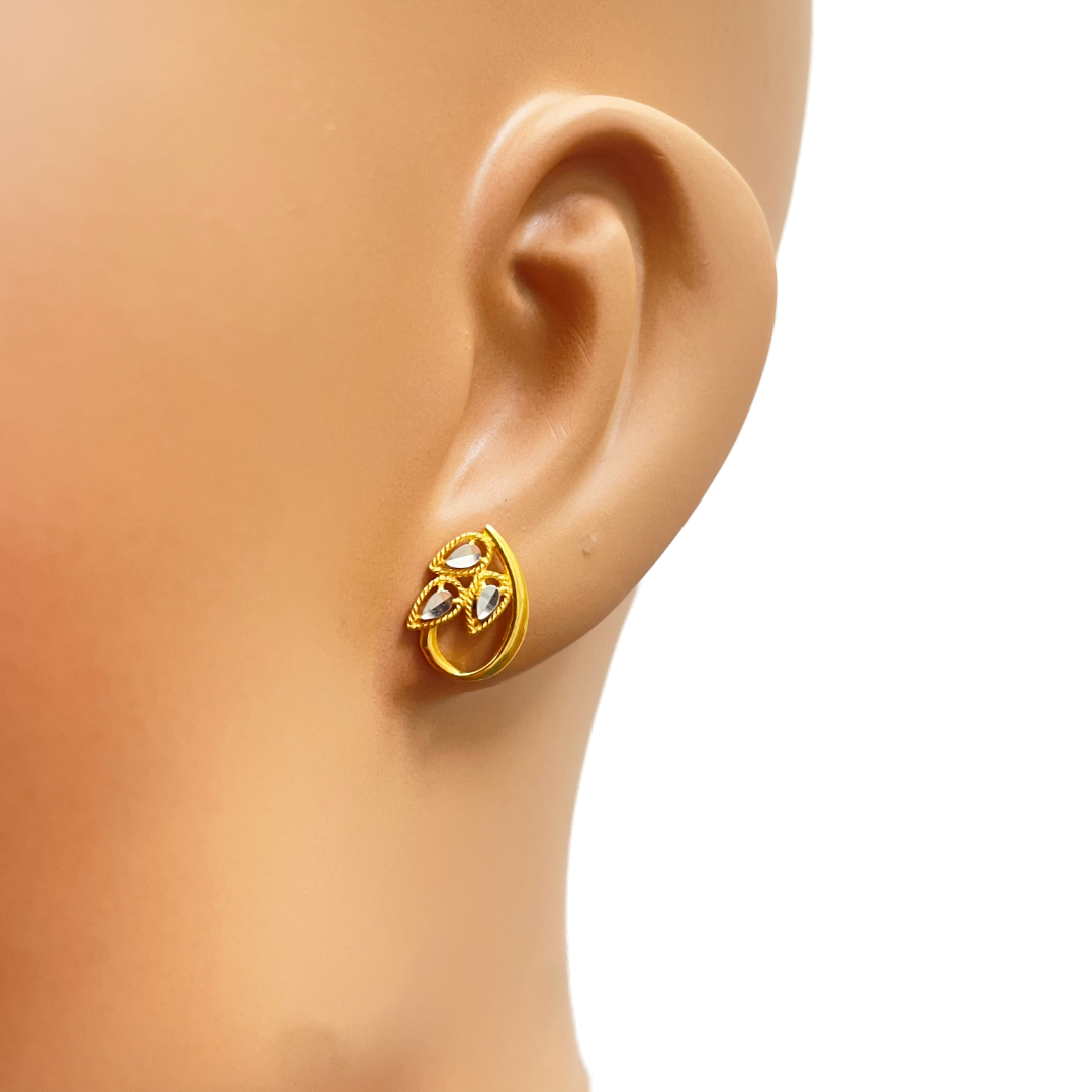 22ct Gold Diamond Cut Design 2 Tone Leaf Earrings, Pendant & Chain Necklace Set 18''inches