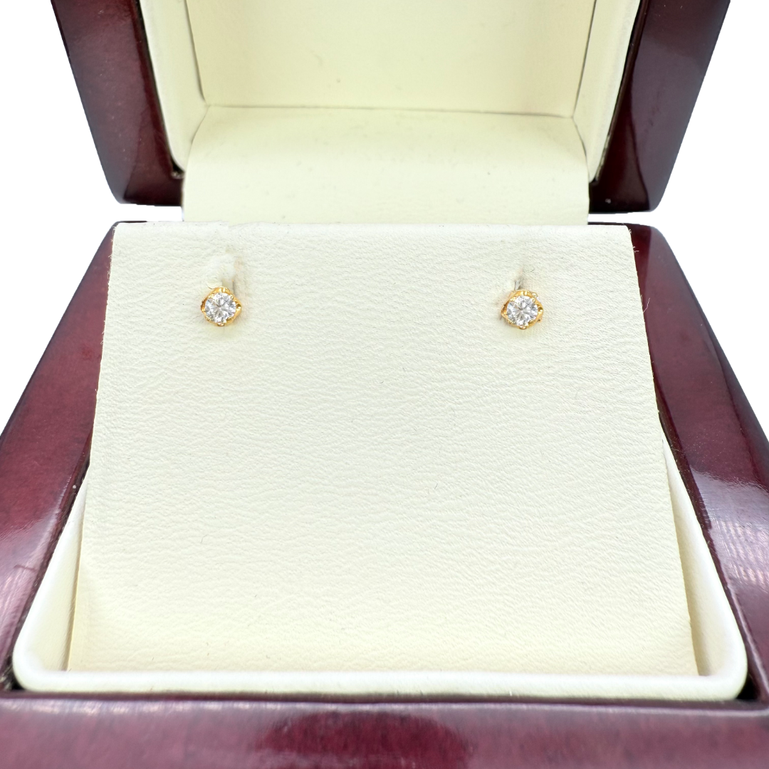 22ct Yellow Gold Children's Stud Earrings, Tragus, Helix Or 2nd Lobe (2.5/3.0mm)
