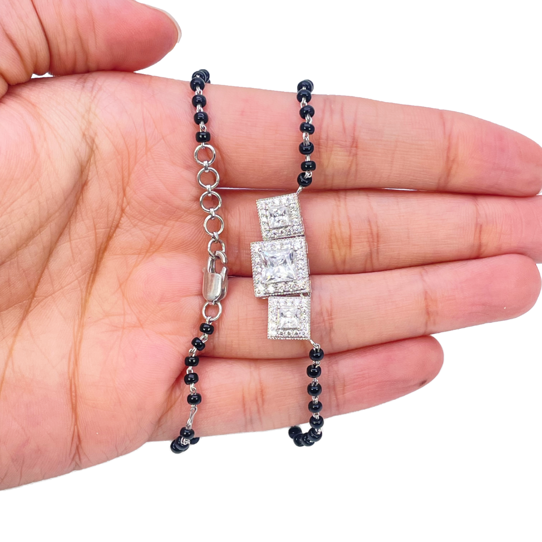 18ct White Gold Cubic Zirconia Tanmaniya Pendant & Mangalsutra Chain Necklace 19inches