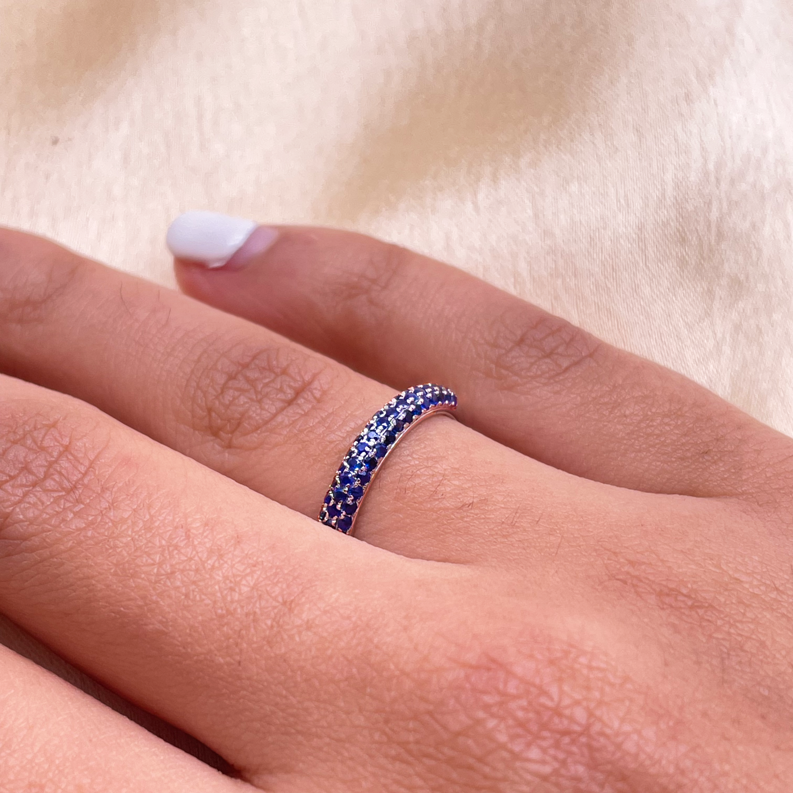 14ct White Gold Blue Sapphire 3 Row Dome Shaped Pave Set Ring 0.41ct