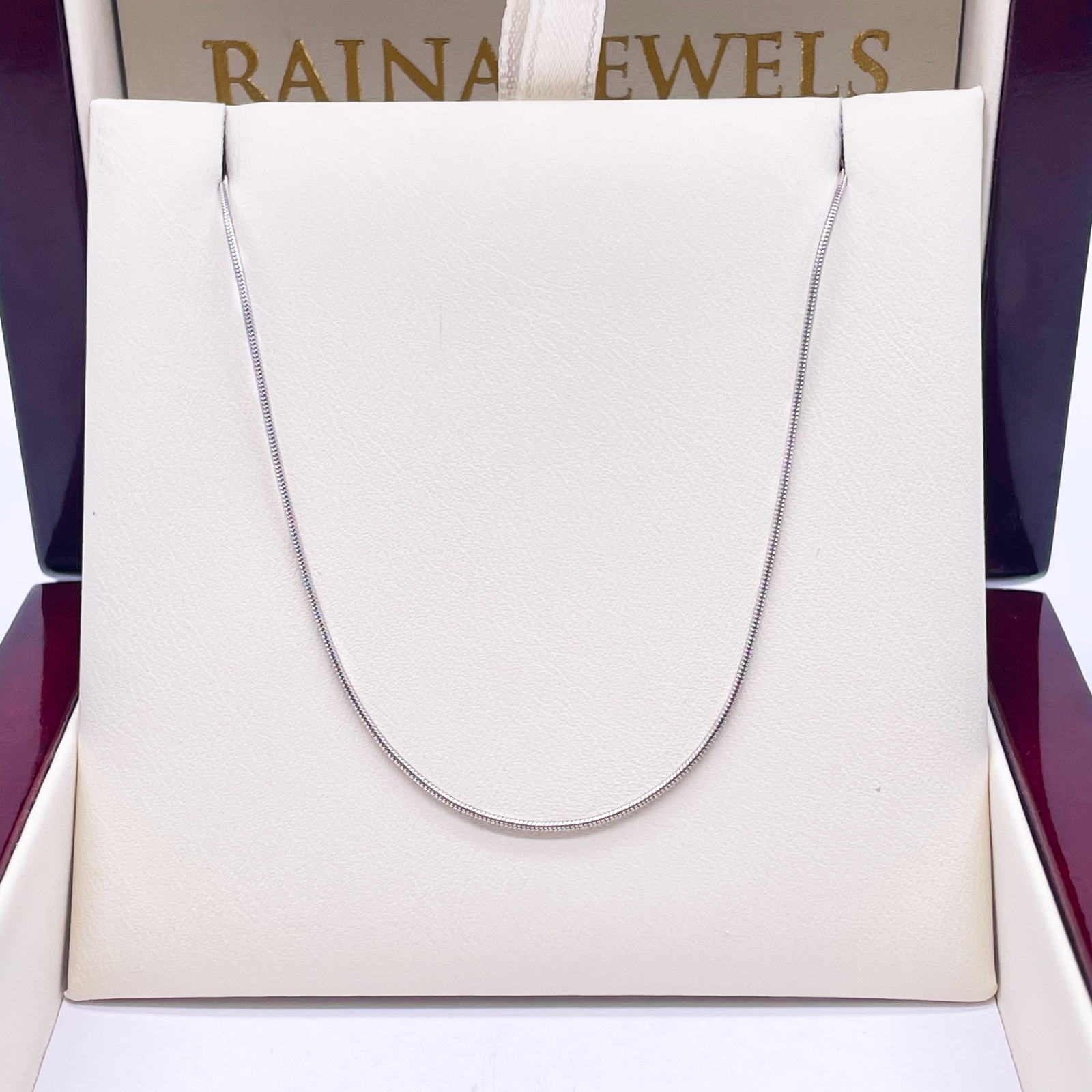 18ct White Gold Snake Necklace 16  Gold Chain