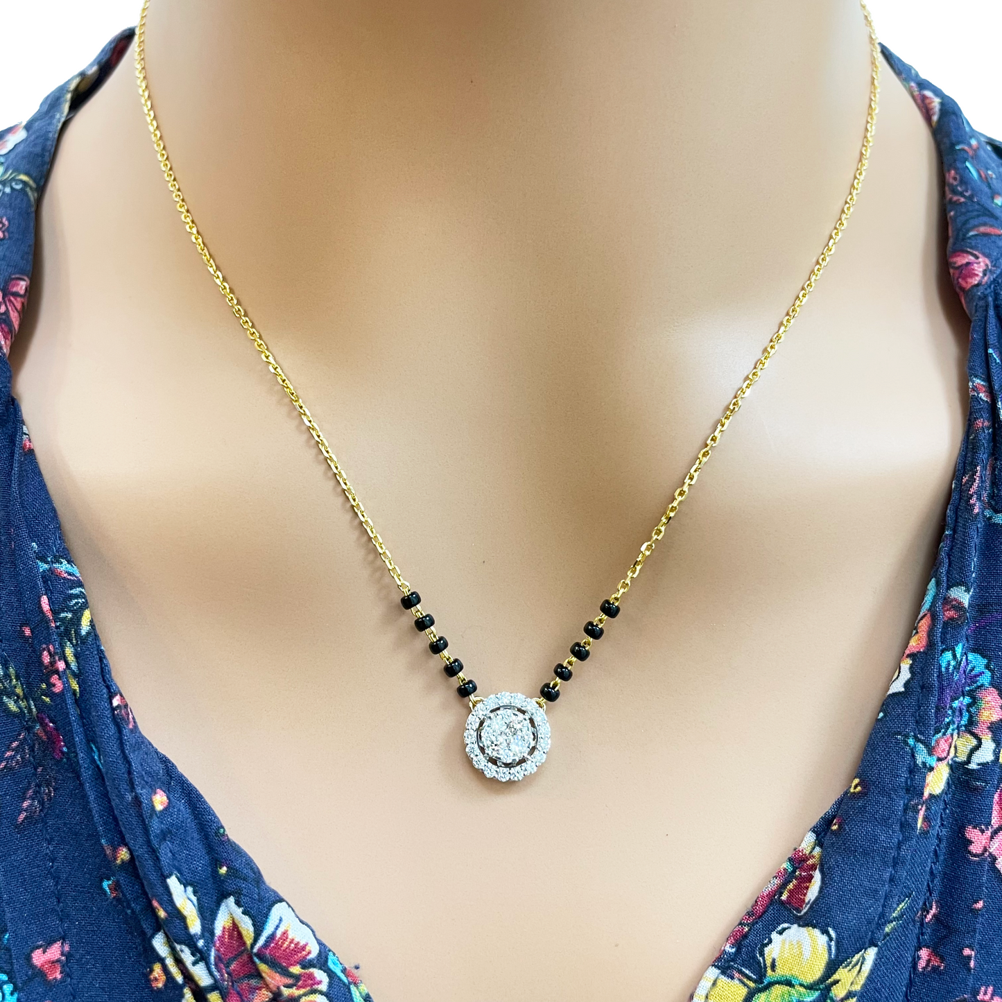 18ct Yellow Gold Natural Diamond Cushion Pendant Mangalsutra Necklace 0.45ct IGI  Mangalsutra Chains