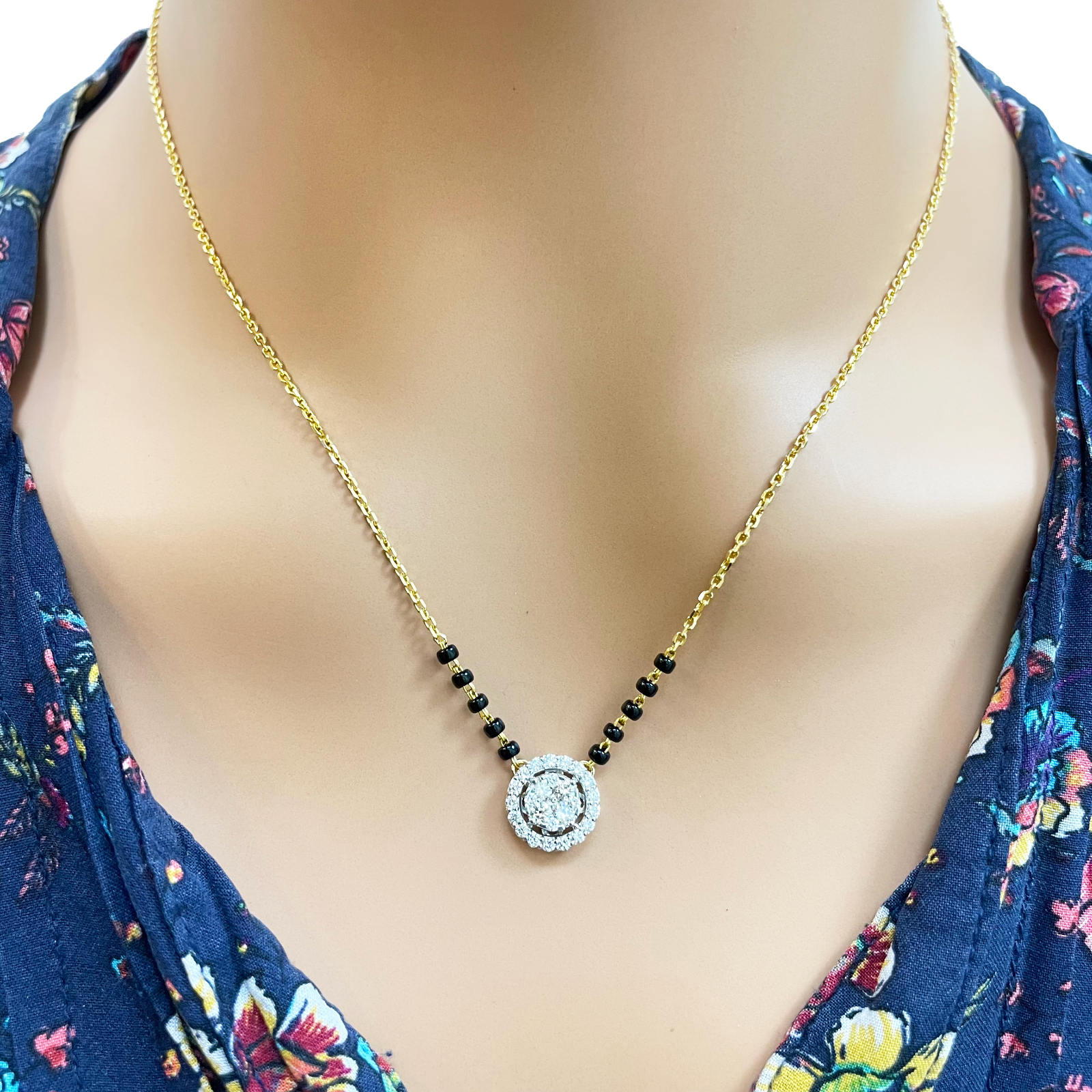 18ct Yellow Gold Natural Diamond Cushion Pendant Mangalsutra Necklace 0.45ct IGI  Mangalsutra Chains