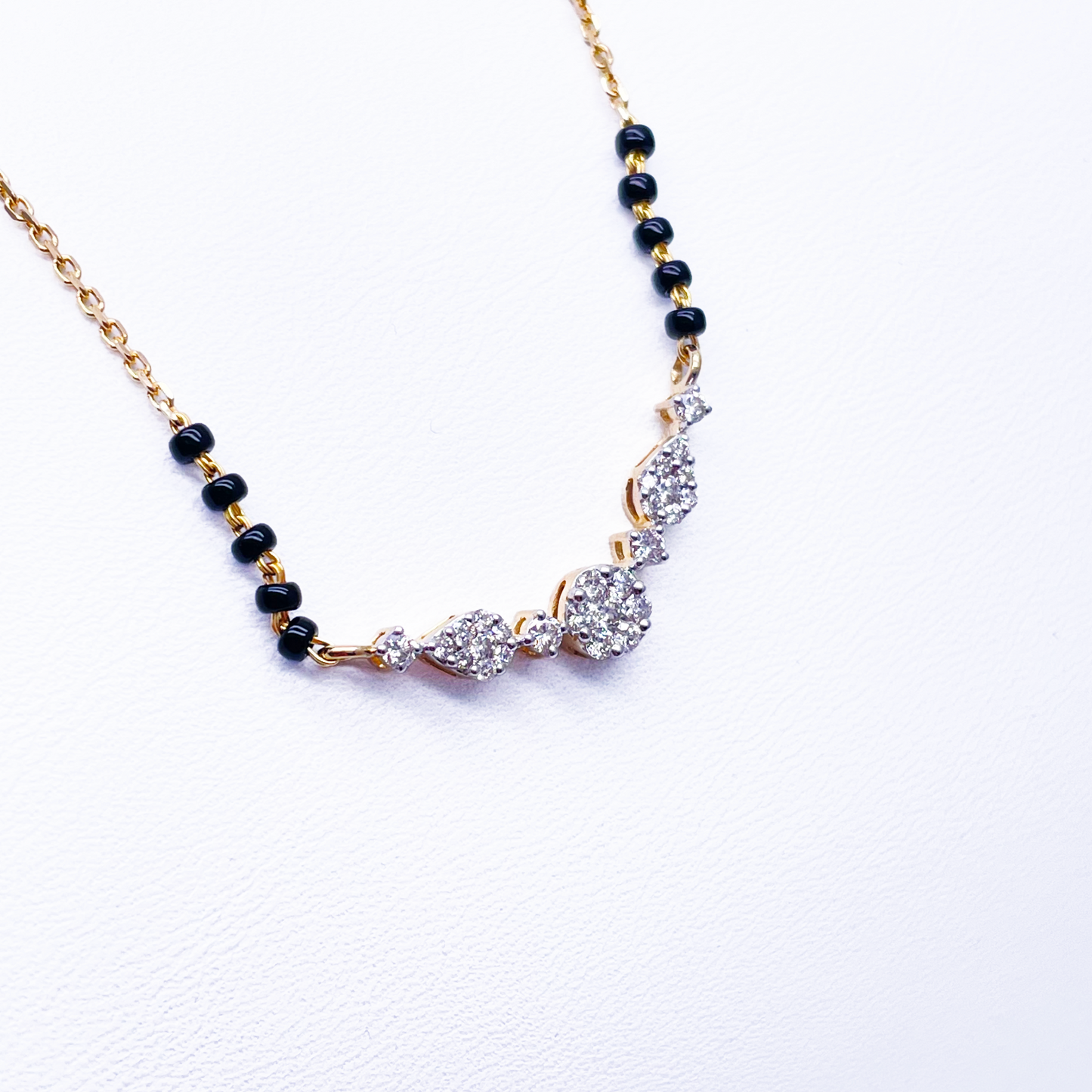 18ct Yellow Gold Natural Diamond 0.51ct Round & Pear Pendant Mangalsutra Necklace IGI Certified Mangalsutra Chains