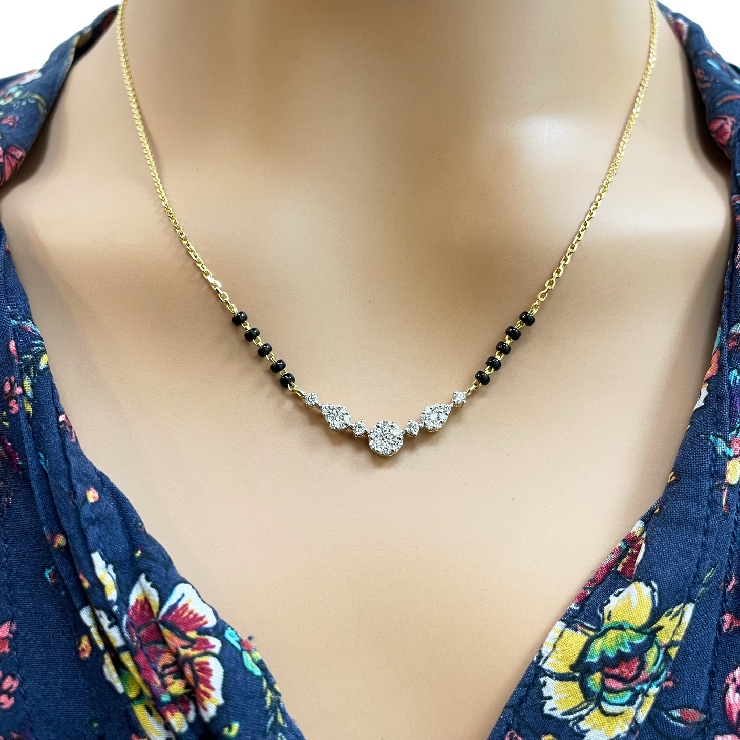 18ct Yellow Gold Natural Diamond 0.51ct Round & Pear Pendant Mangalsutra Necklace IGI Certified Mangalsutra Chains