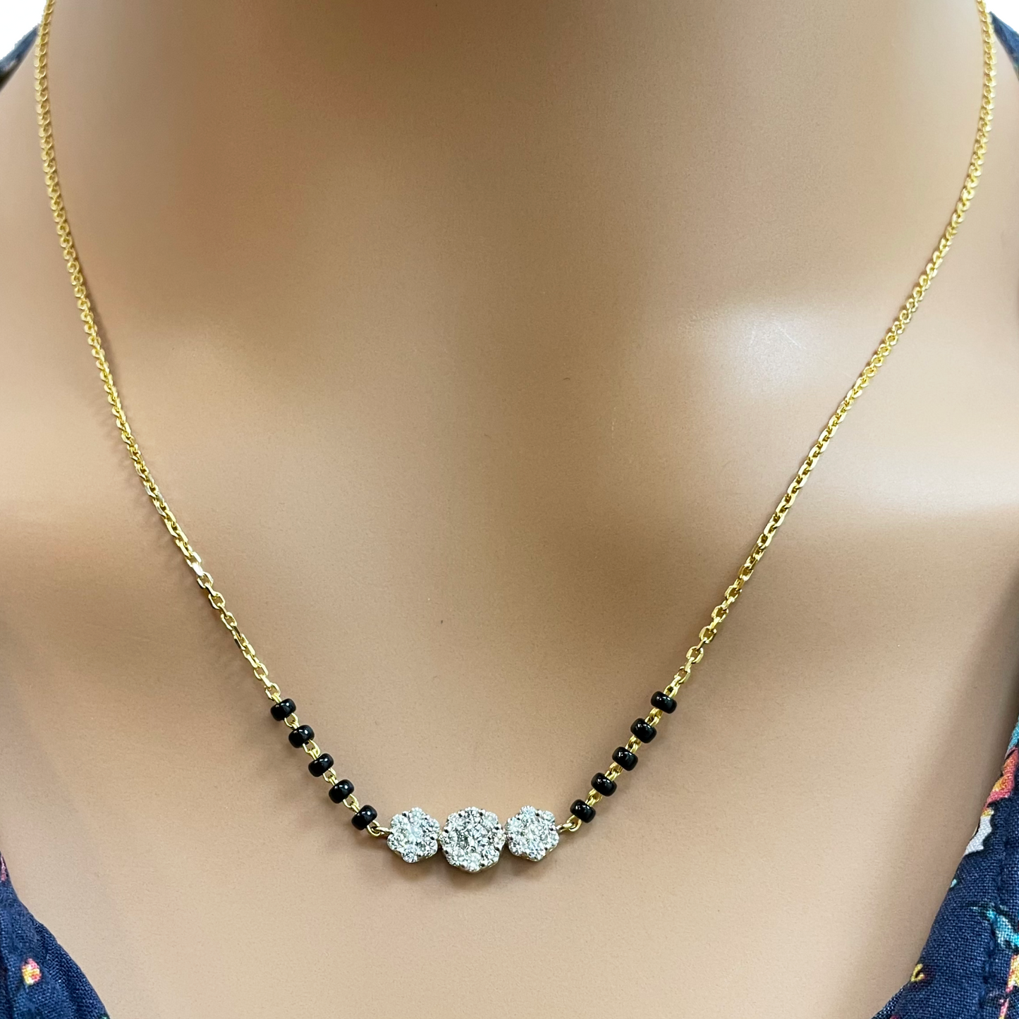 18ct Yellow Gold Natural Diamond 0.57ct Floral Pendant Mangalsutra Necklace Hallmarked  Mangalsutra Chains