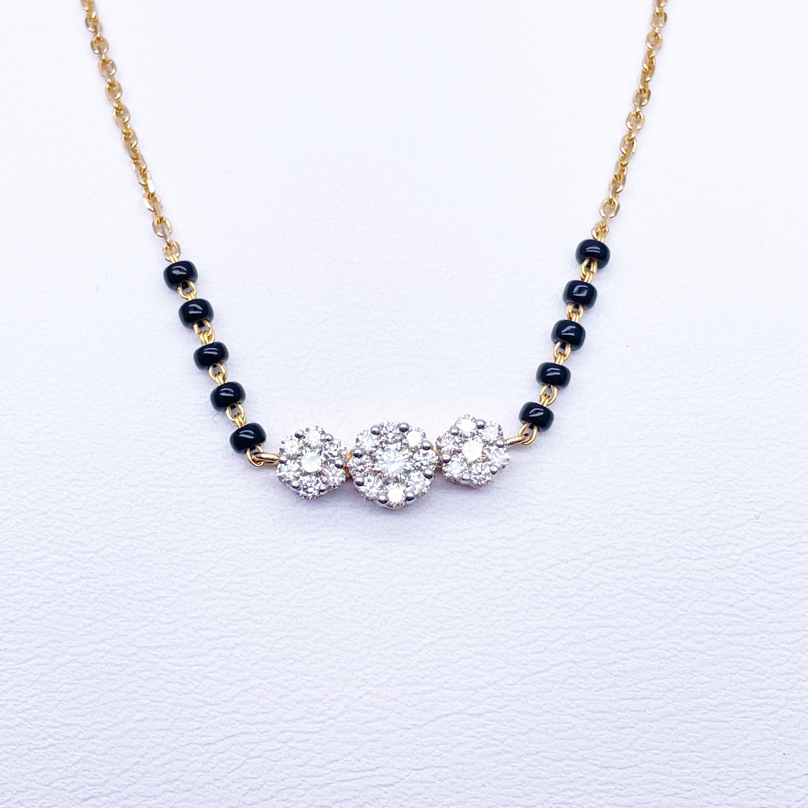 18ct Yellow Gold Natural Diamond 0.57ct Floral Pendant Mangalsutra Necklace Hallmarked  Mangalsutra Chains