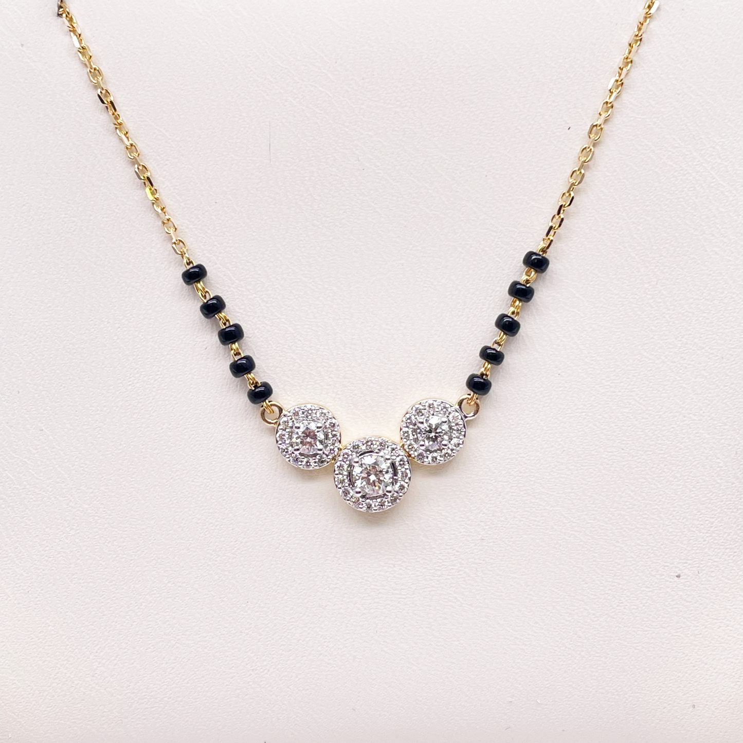 18ct Yellow Gold Natural Diamond 0.62ct Triple Halo Pendant Mangalsutra Necklace Hallmarked  Mangalsutra Chains