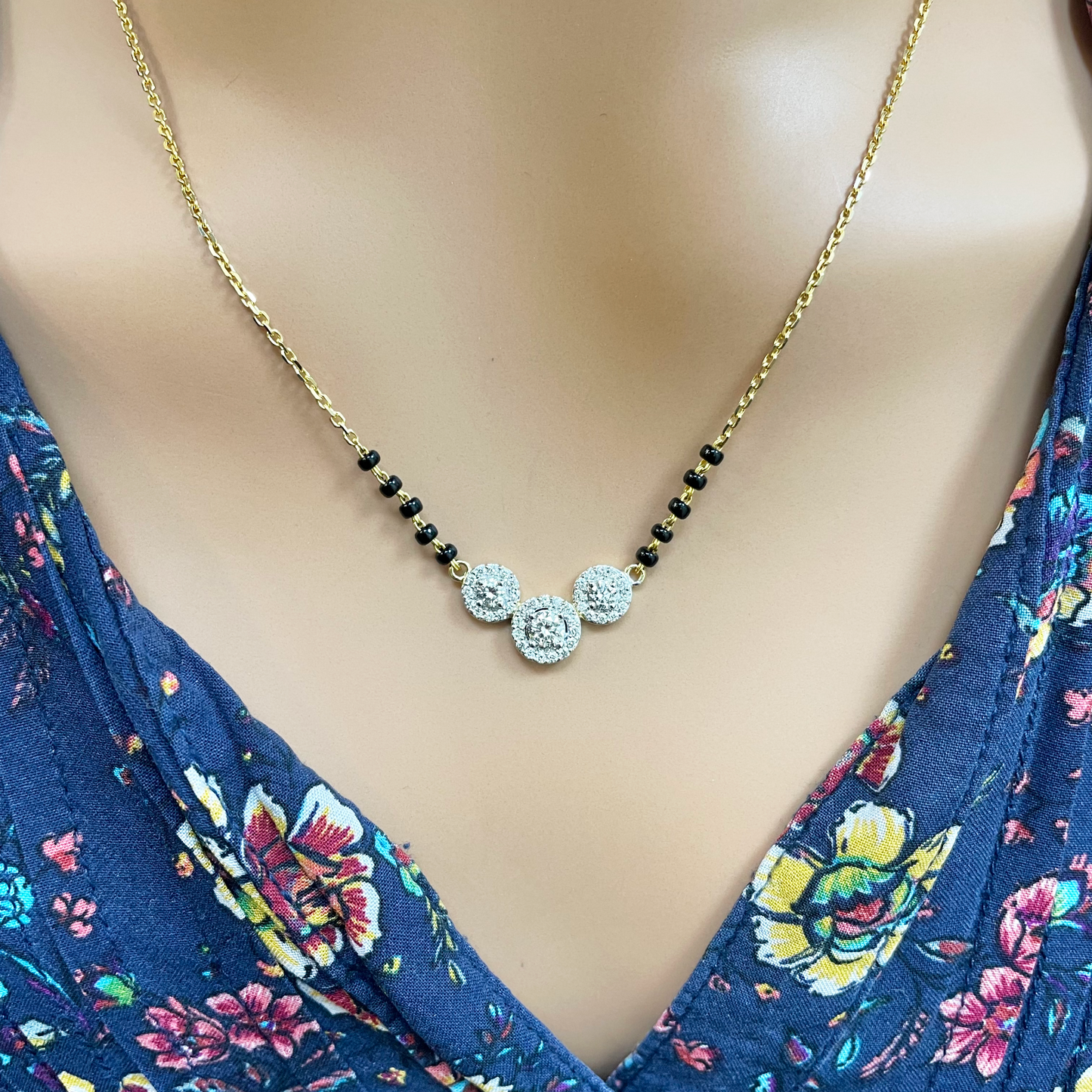 18ct Yellow Gold Natural Diamond 0.62ct Triple Halo Pendant Mangalsutra Necklace Hallmarked  Mangalsutra Chains