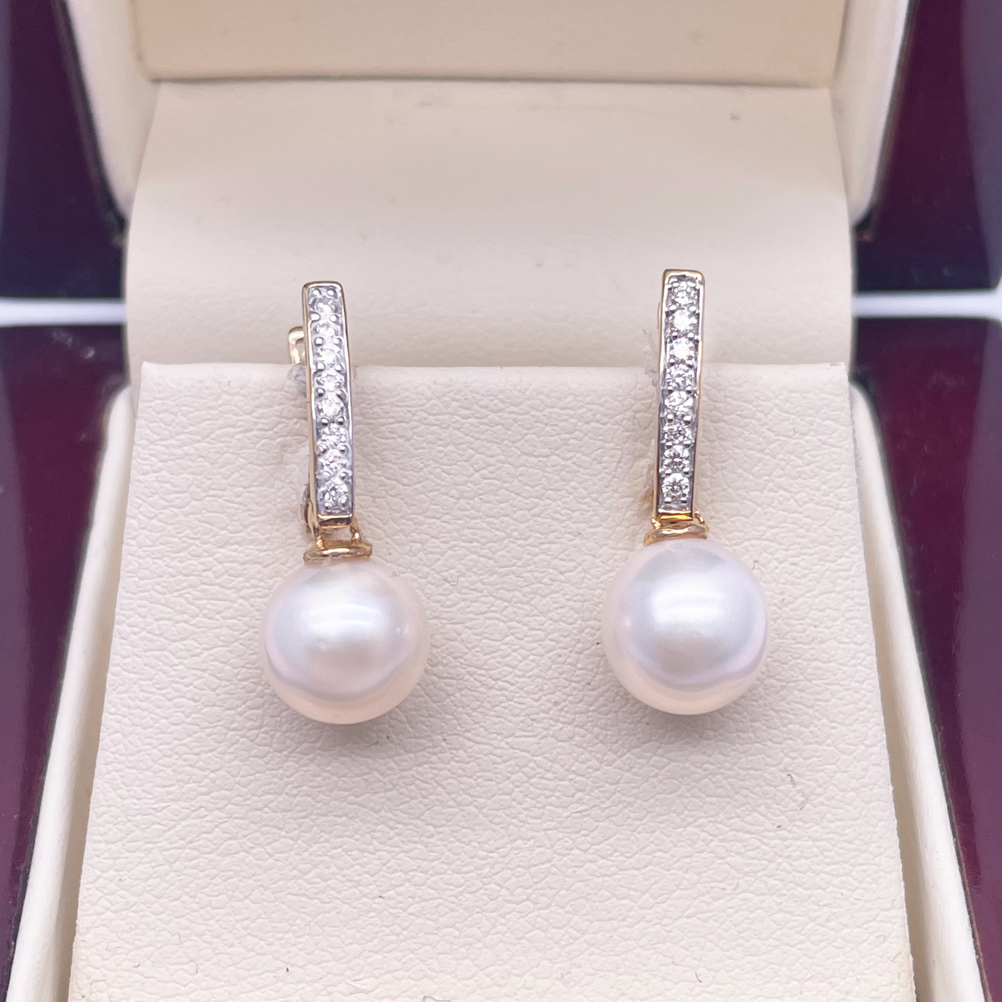 18ct Yellow Gold Freshwater Pearl & Diamonds Drop Hoop Huggie Earrings 0.10cts