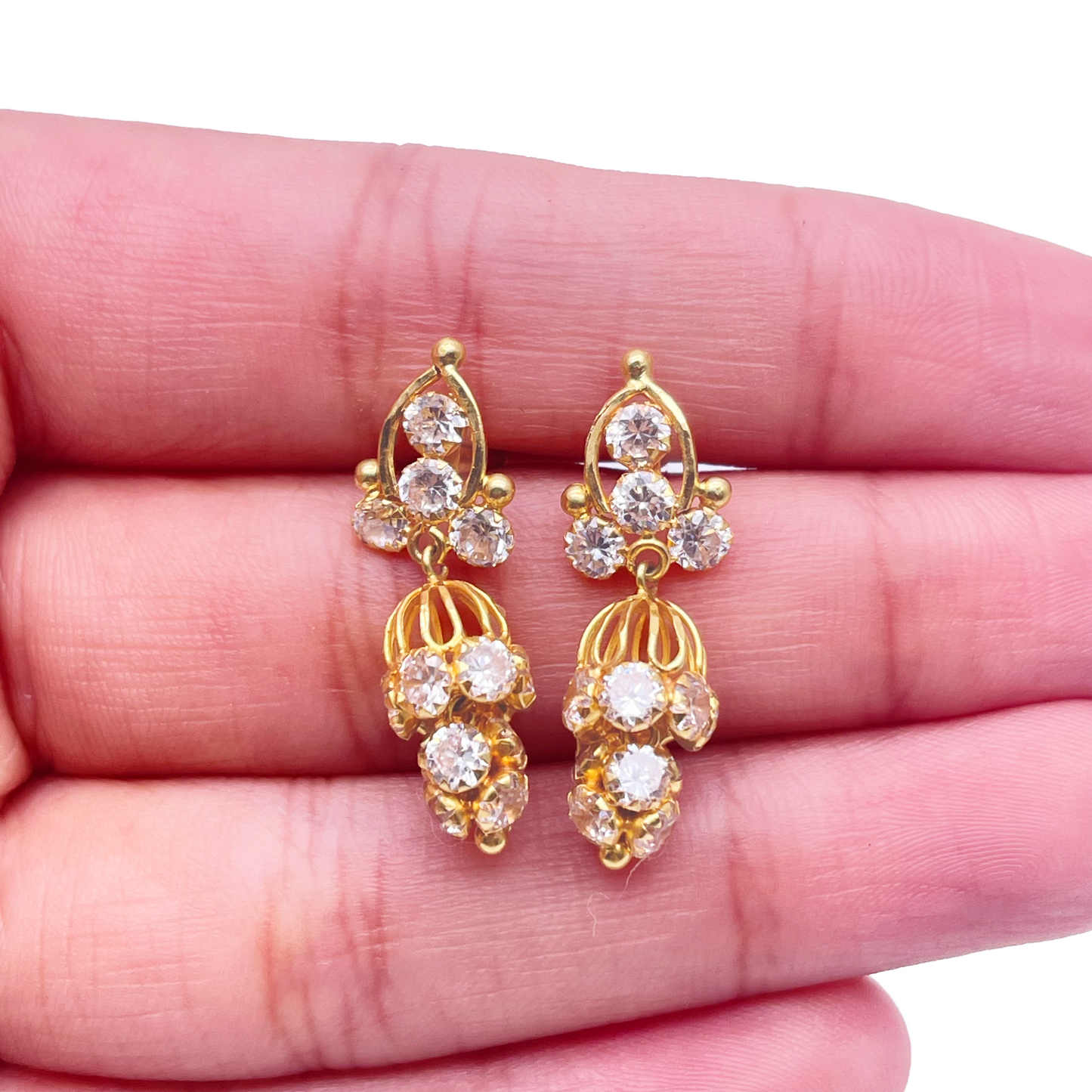 18ct Yellow Gold Beautiful Pre-Owned Cubic Zirconia Necklace & Earring Studs