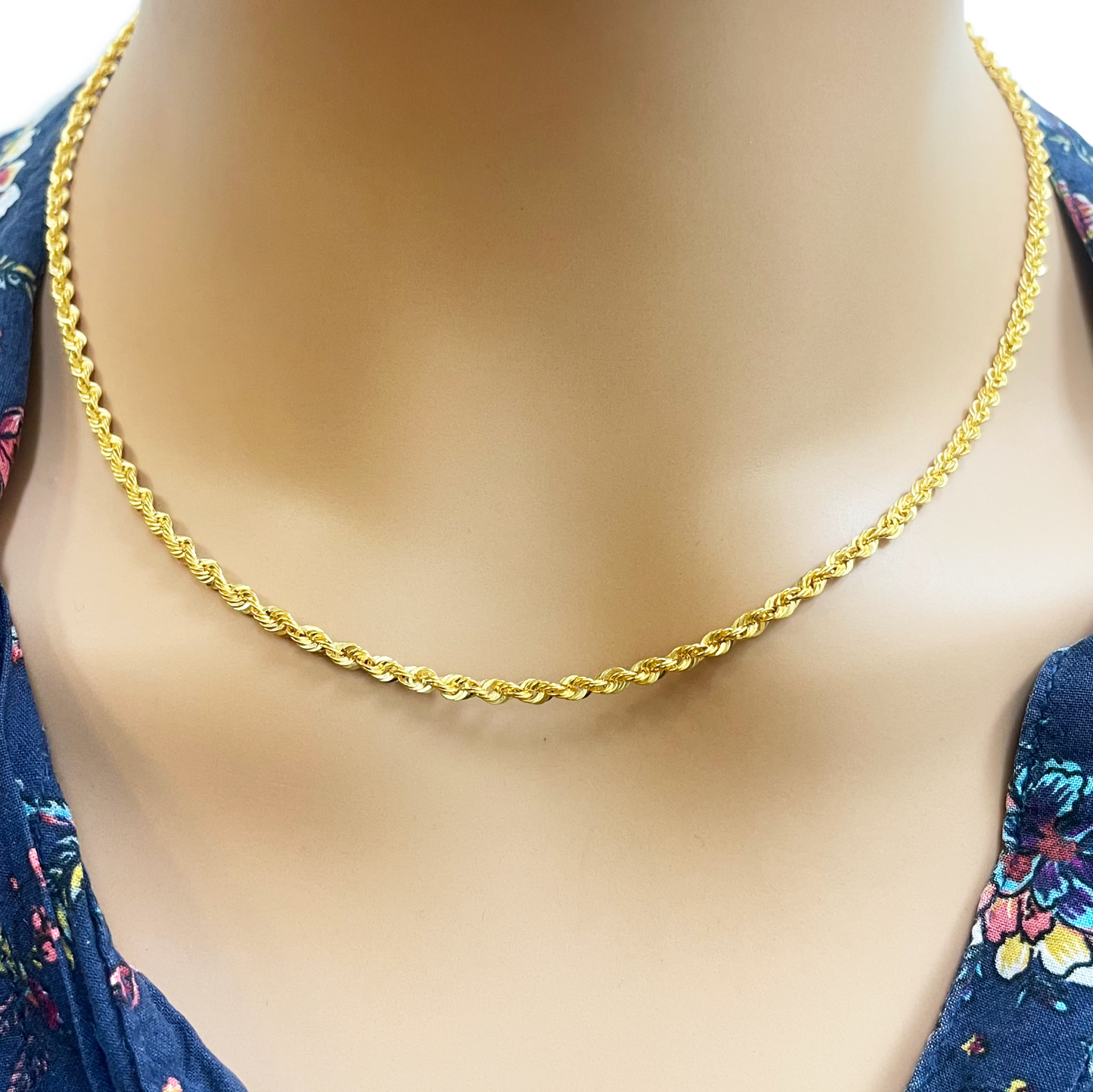 22ct Yellow Gold Lightweight Hollow Rope Chain Necklace 18'' inches 2.6mm Width