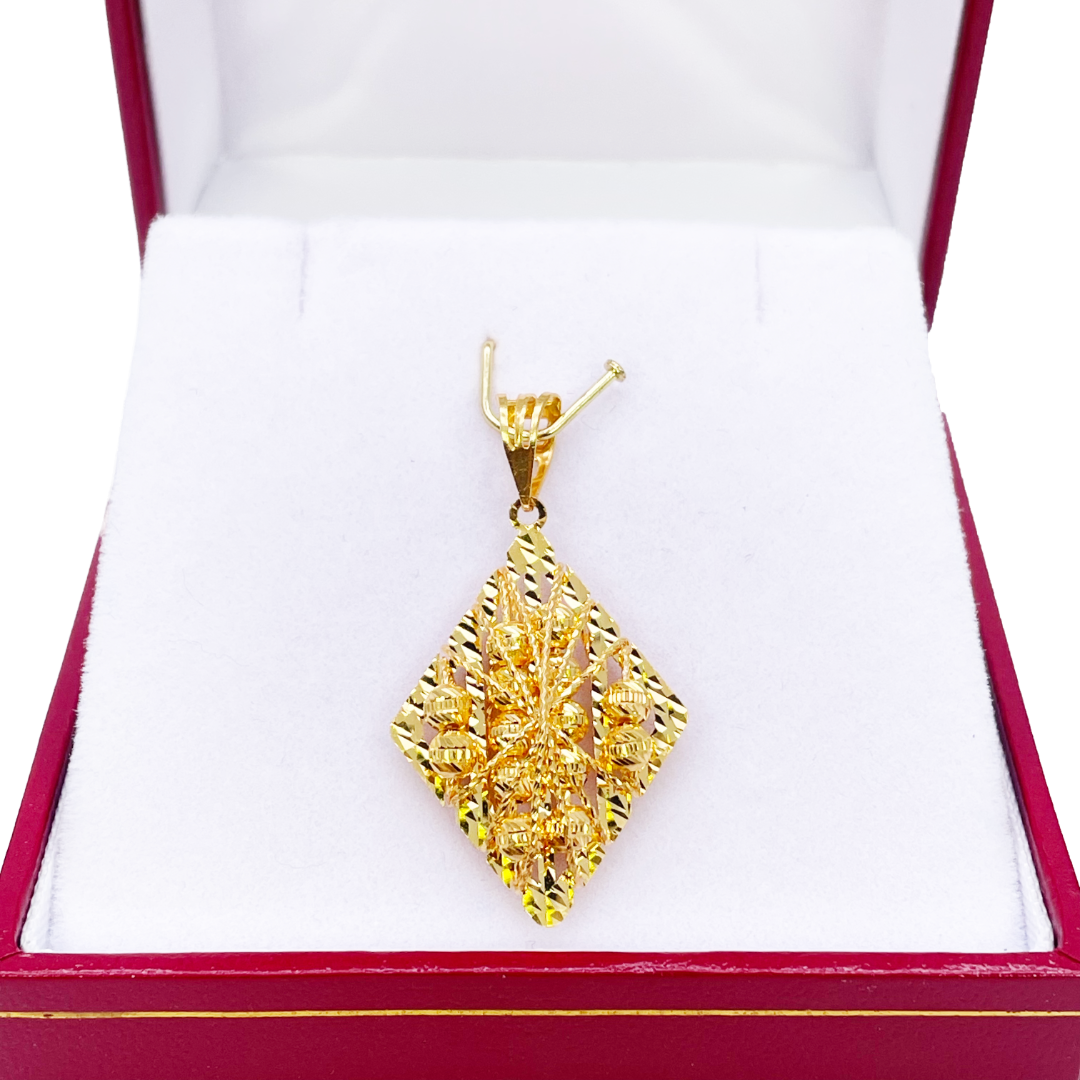 22ct Yellow Gold Sparkly Diamond Cut Mesh Beaded Kite Pendant 33mm Length