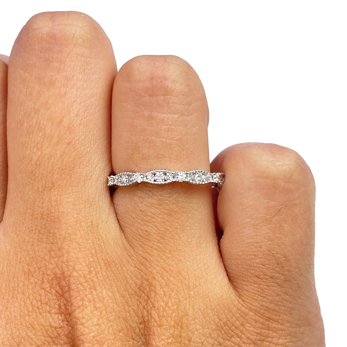 18ct White Gold Round Diamond Half  Eternity Milgrain Band 0.25ct  Diamond Ring