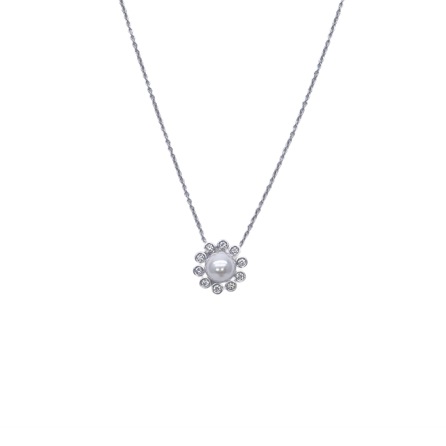 18ct White Gold Diamond & Freshwater Pearls Floral Necklace/Earrings Set 2.73ct