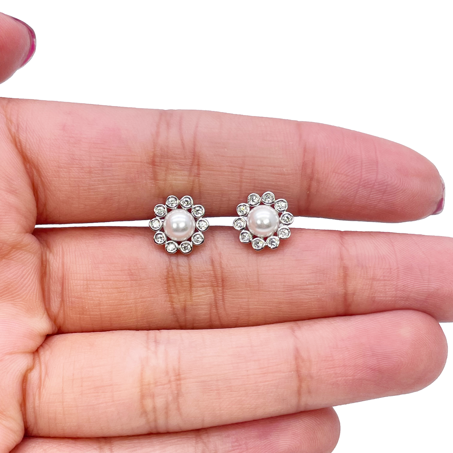 18ct White Gold Diamond & Freshwater Pearls Floral Necklace/Earrings Set 2.73ct