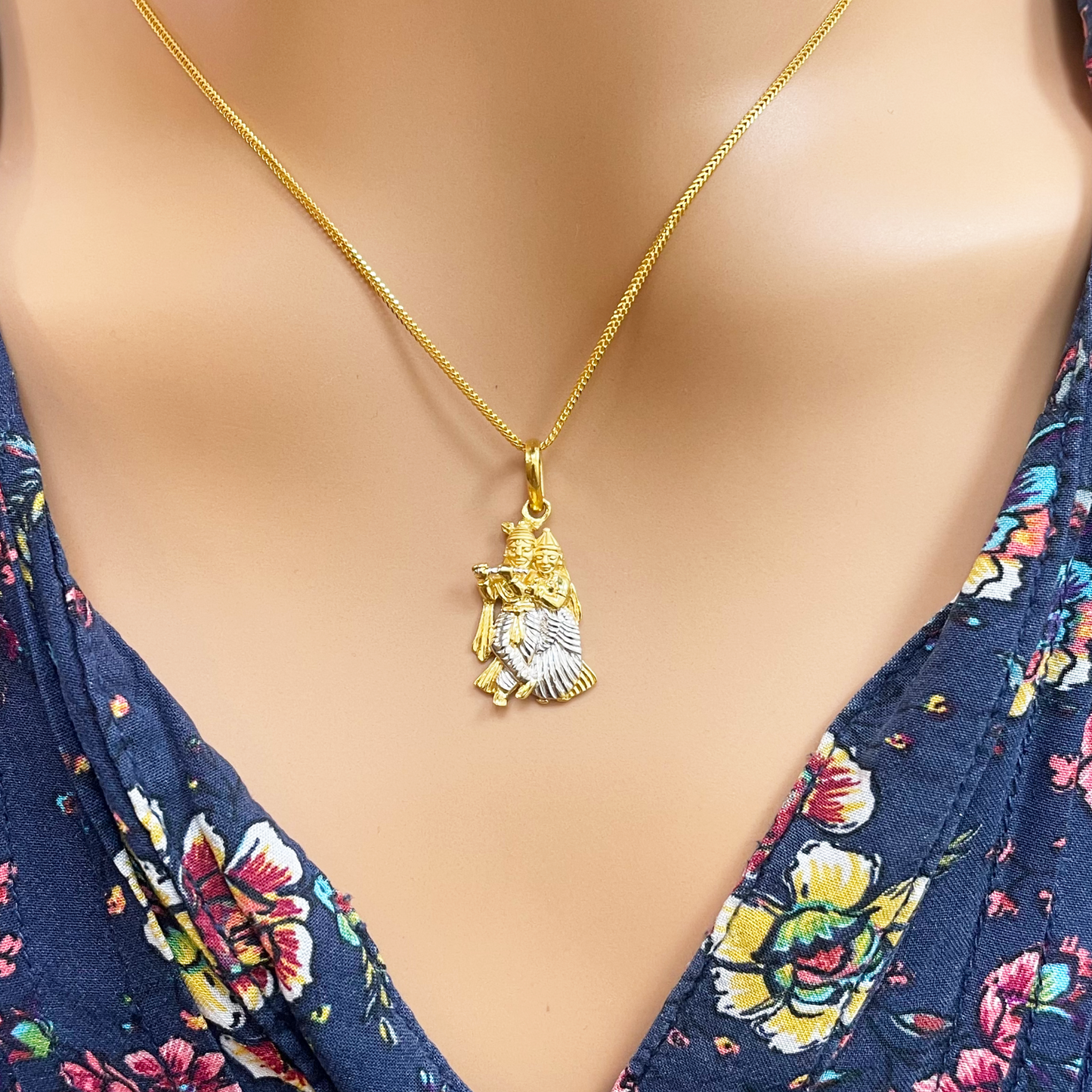 22ct Yellow Gold High Polished & Matt Krishna And Radha Pendant