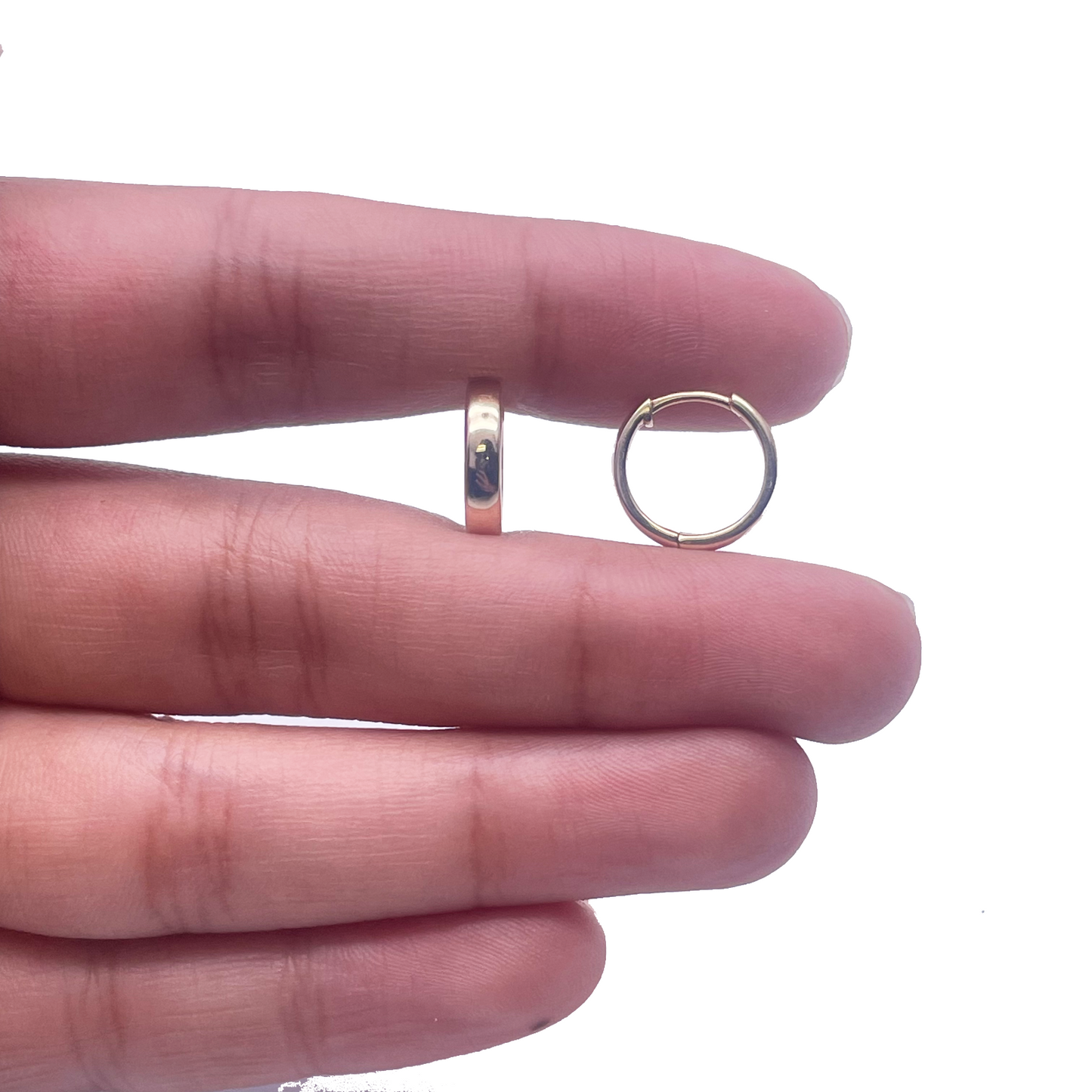 18ct Yellow Gold Pair Of Hoop Huggie Earrings 9.5mm Diameter