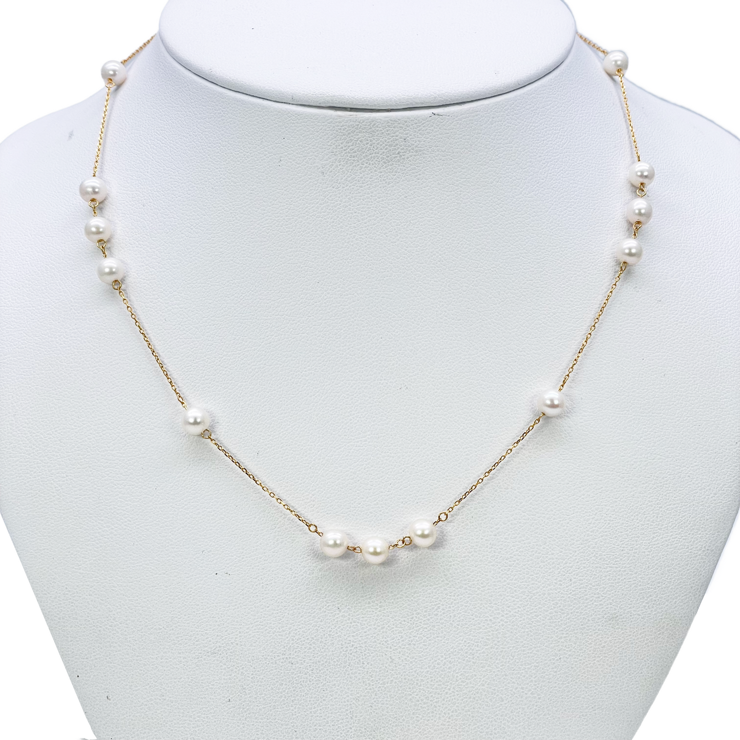22ct Yellow Gold Beautiful Ladies Freshwater Pearl Necklace 16'' inches
