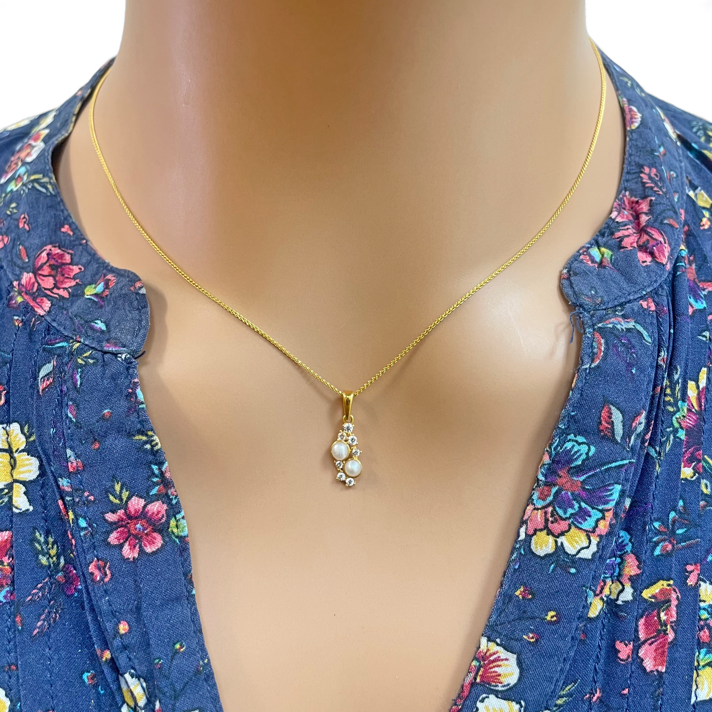 22ct Yellow Gold Round Freshwater Pearl Bubble Pendant and Matching Earrings Set