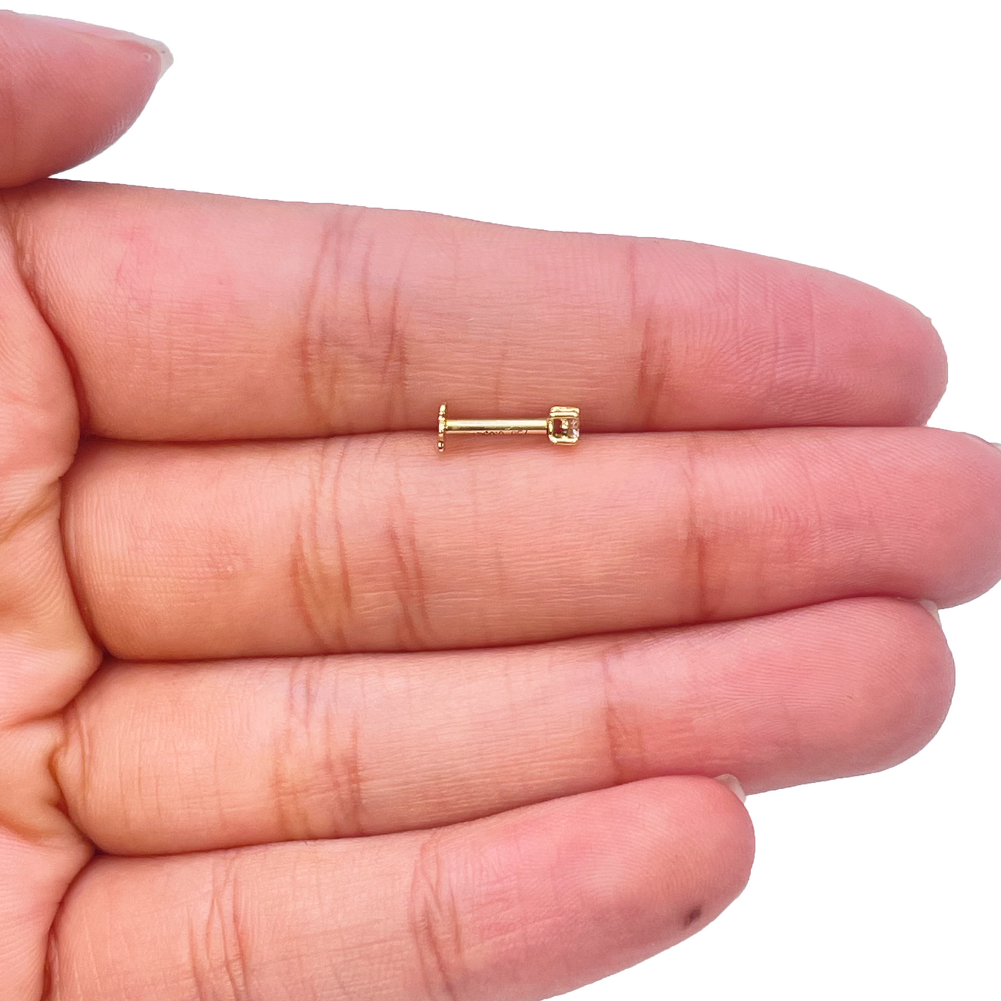 18ct White Or Yellow Gold Princess Diamond Nose Stud Pin 0.03ct 4 claw 2.2mm