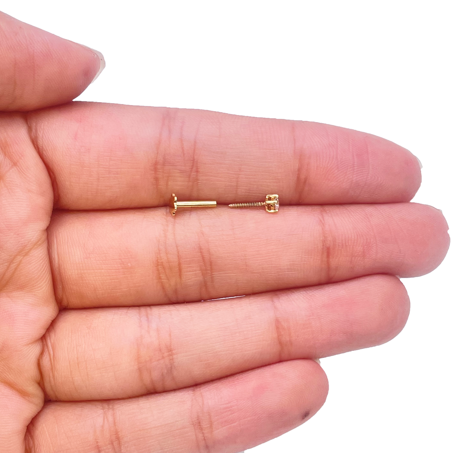 18ct White Or Yellow Gold Princess Diamond Nose Stud Pin 0.03ct 4 claw 2.2mm