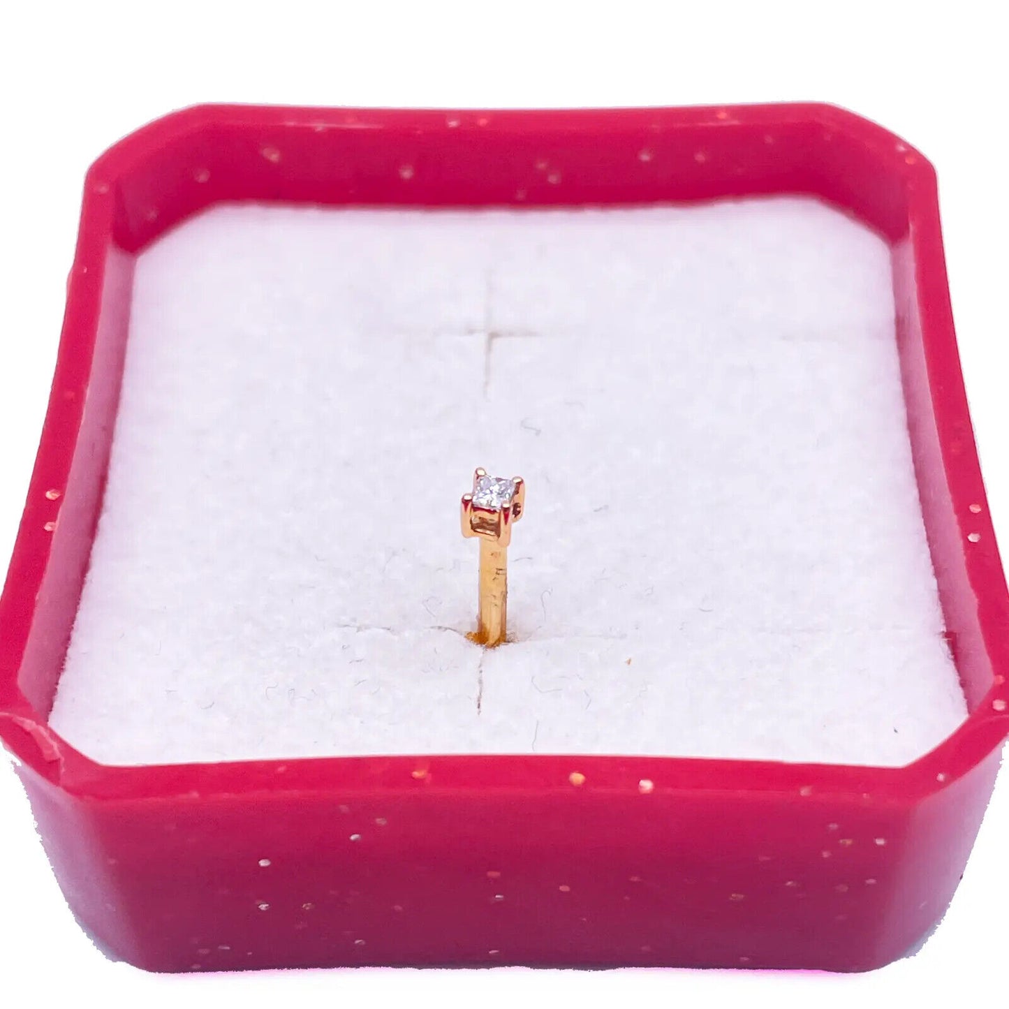 18ct White Or Yellow Gold Princess Diamond Nose Stud Pin 0.15ct 4 claw 3.4mm