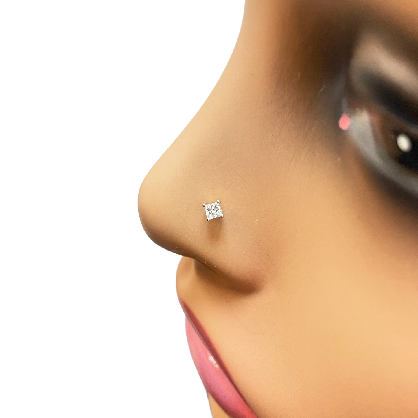18ct White Or Yellow Gold Princess Diamond Nose Stud Pin 0.05ct 4 claw 2.6mm