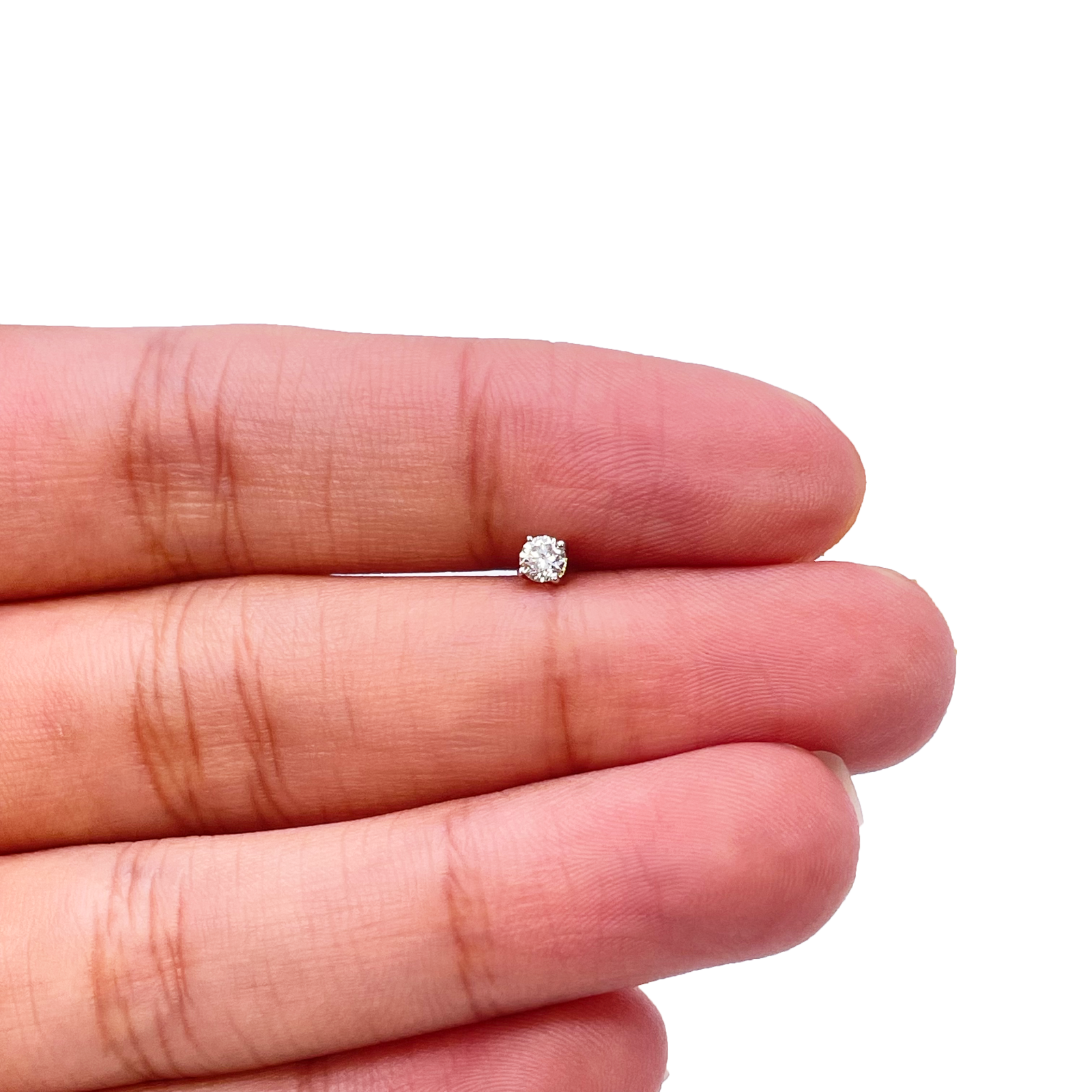 18ct White Or Yellow Gold Round Diamond Nose Stud Pin 0.10ct 4 claw 2.9mm
