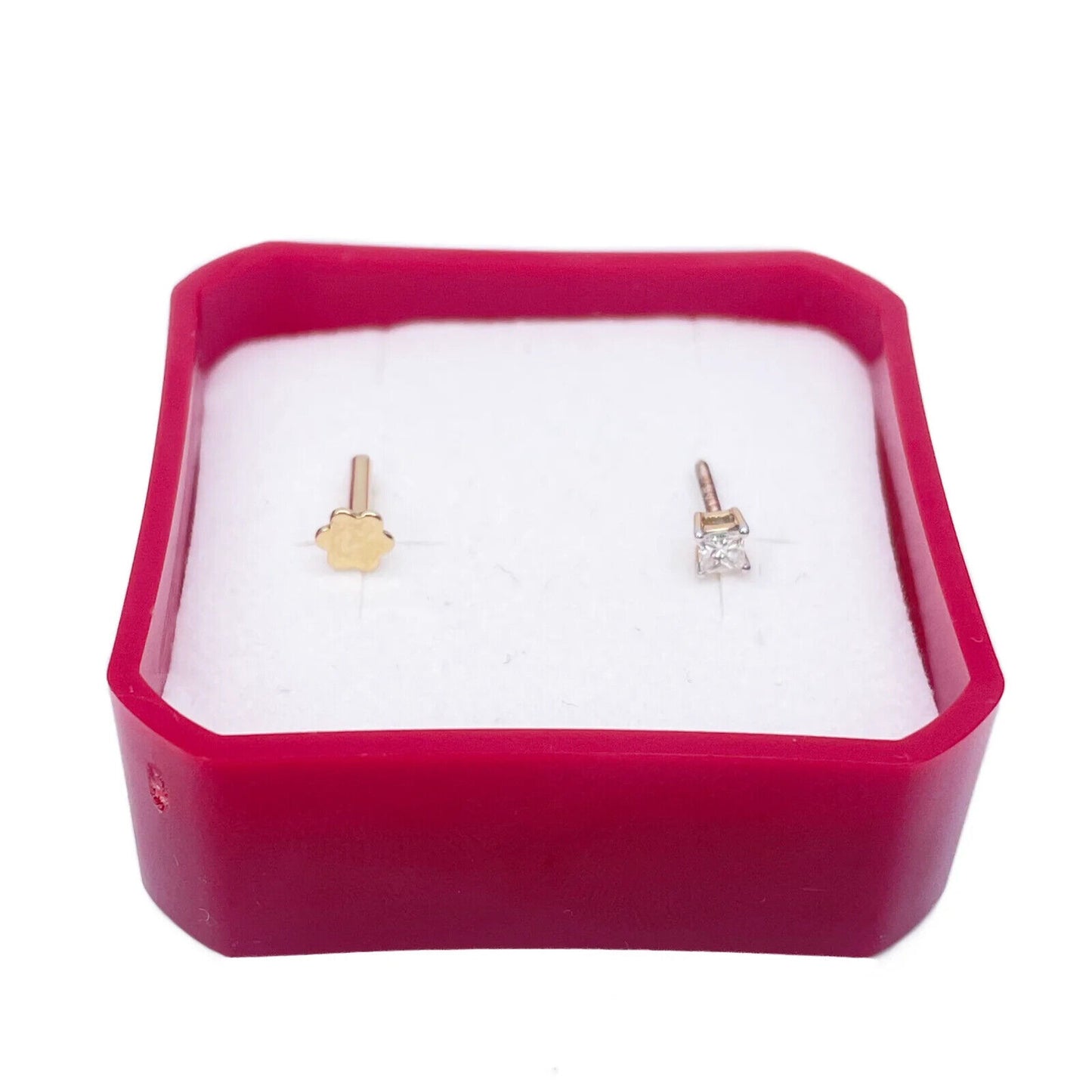 18ct White Or Yellow Gold Princess Diamond Nose Stud Pin 0.10ct 4 claw 3.2mm