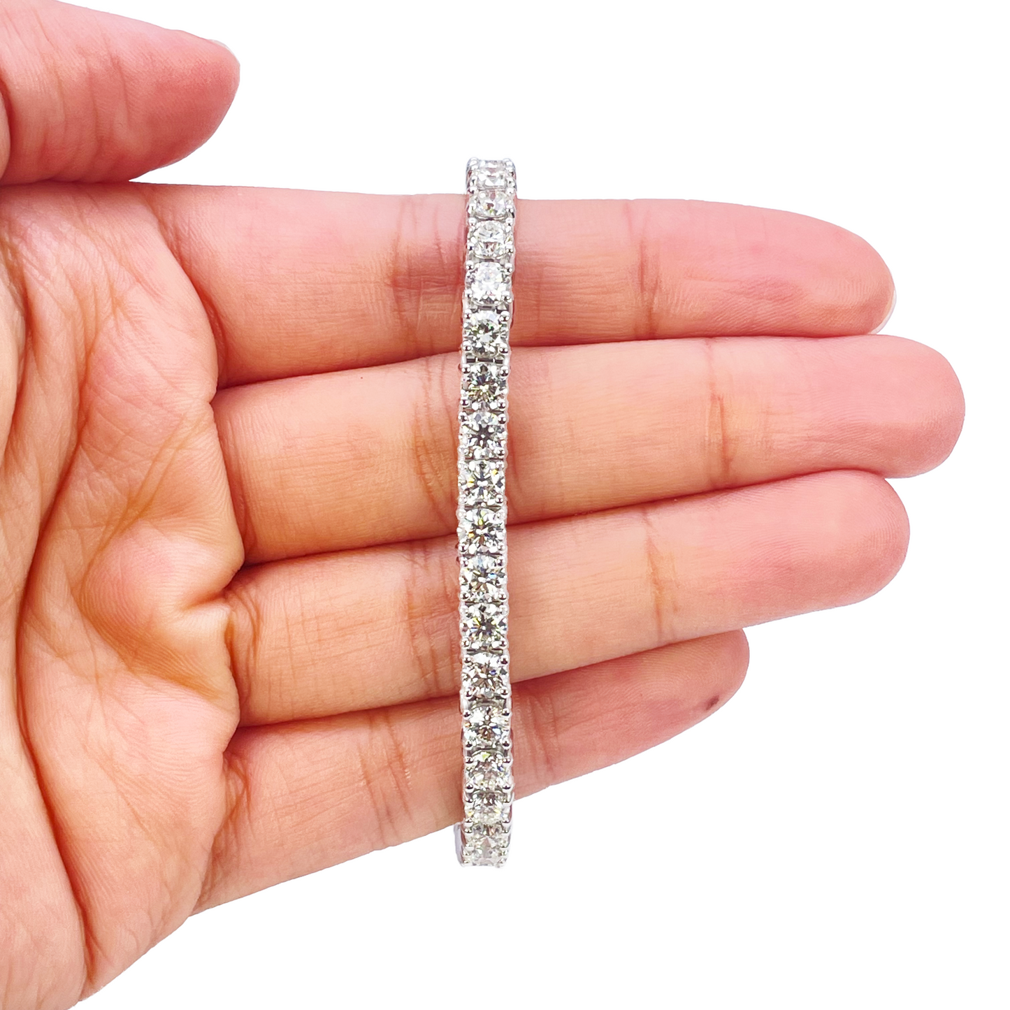 18ct White Gold Natural Diamond 4-Claw Tennis Bracelet 10.72ct 7