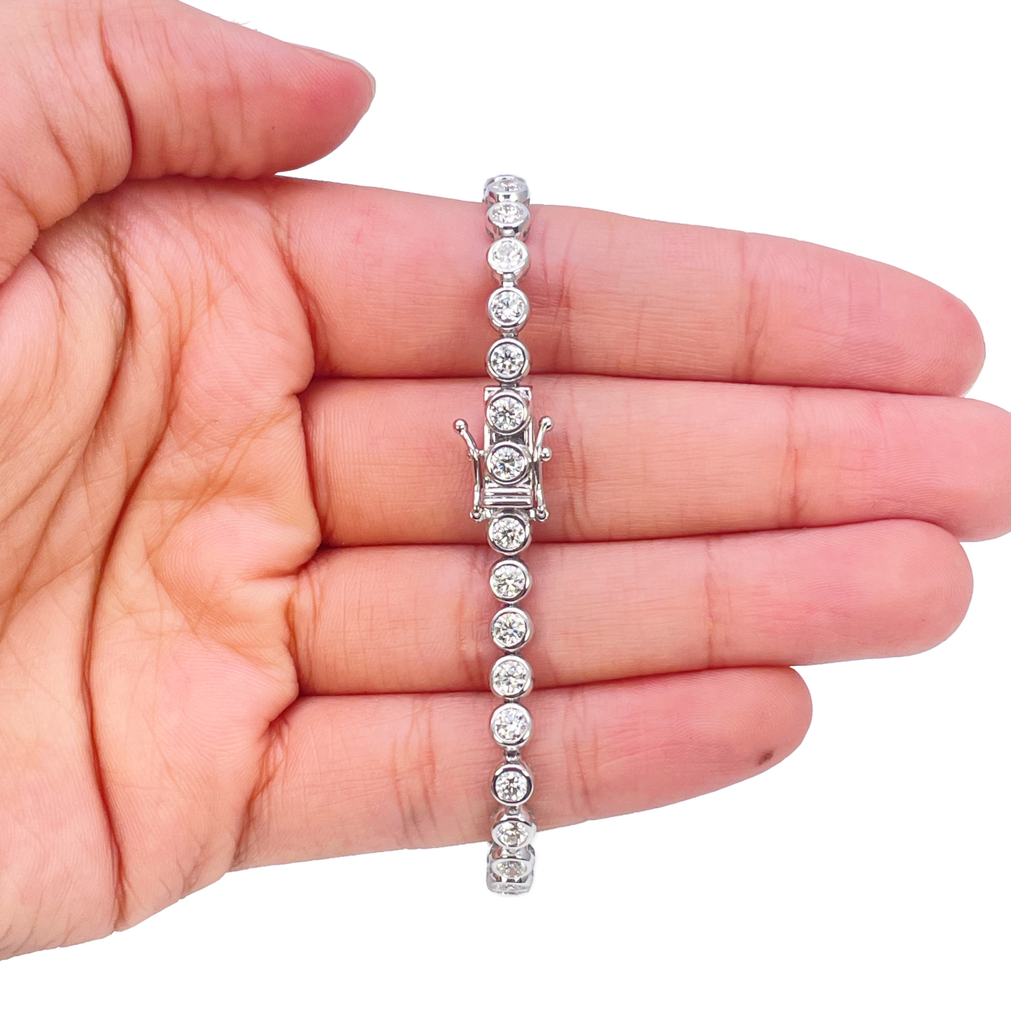 14ct White Gold Natural Diamond Bezel Tennis Bracelet 3.95ct 7 inches
