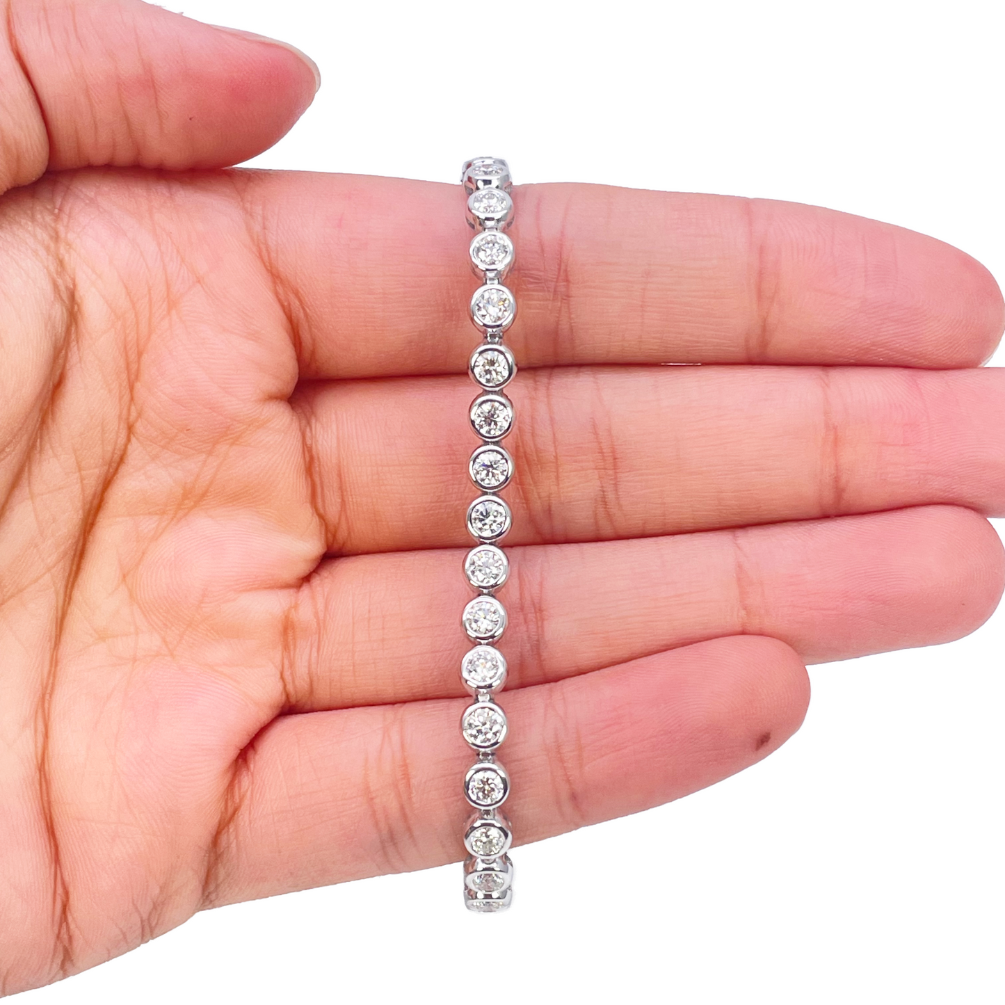 14ct White Gold Natural Diamond Bezel Tennis Bracelet 3.95ct 7 inches