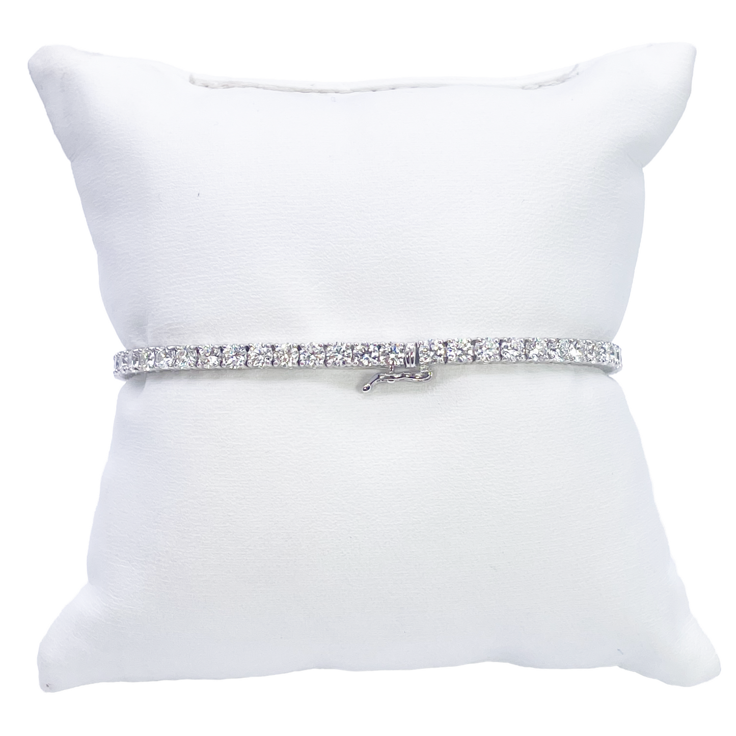 18ct White Gold Natural Diamond 4-Claw Tennis Bracelet 5.69ct 7 inches