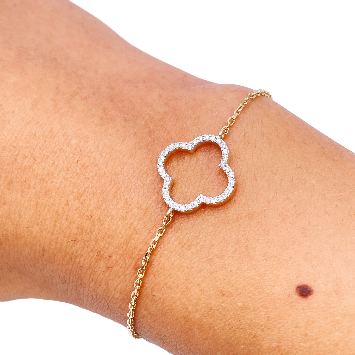 14ct Yellow Gold Elegant Open Flower Diamond Bracelet 0.15ct 7''inches