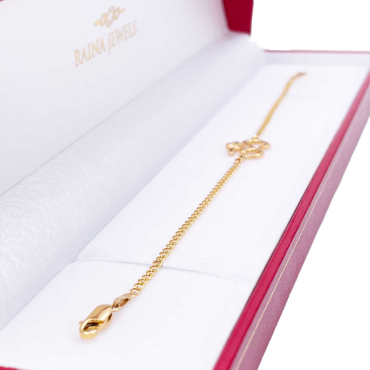 22ct Yellow Gold High Polished OM Bracelet 7 inches