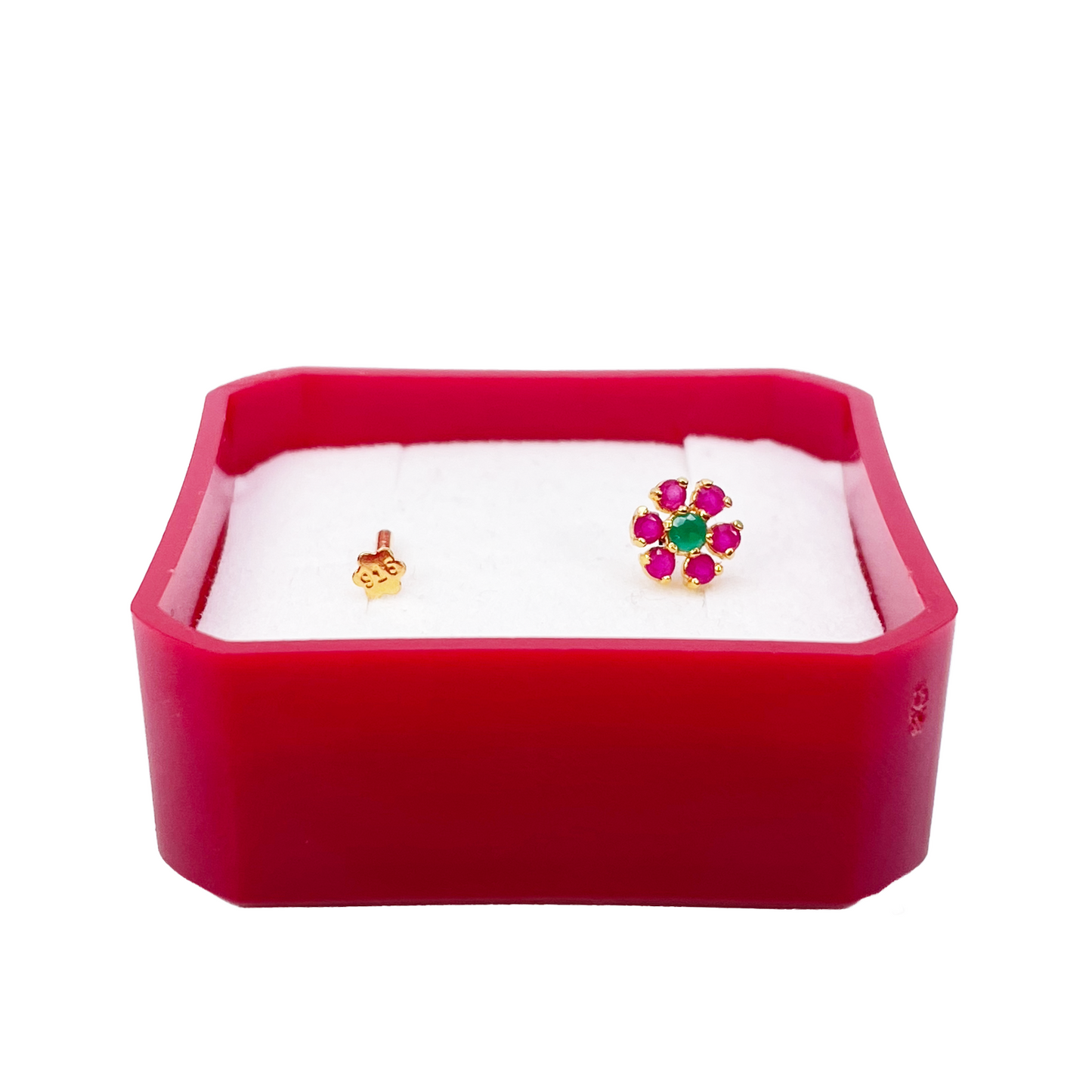 22ct Yellow Gold Flower Shaped Red & Green Gemstone Nose Pin/Stud 6mm Width
