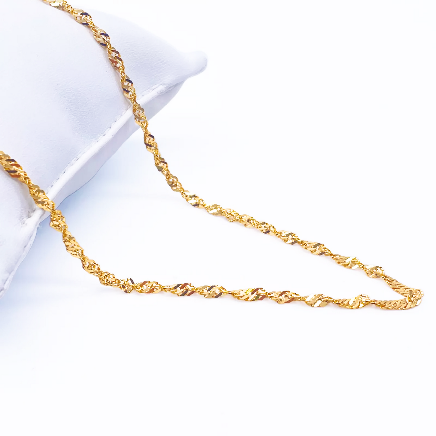 22ct Yellow Gold Fancy Twisted Ripple Chain Necklace 20 inches 2.8mm Width