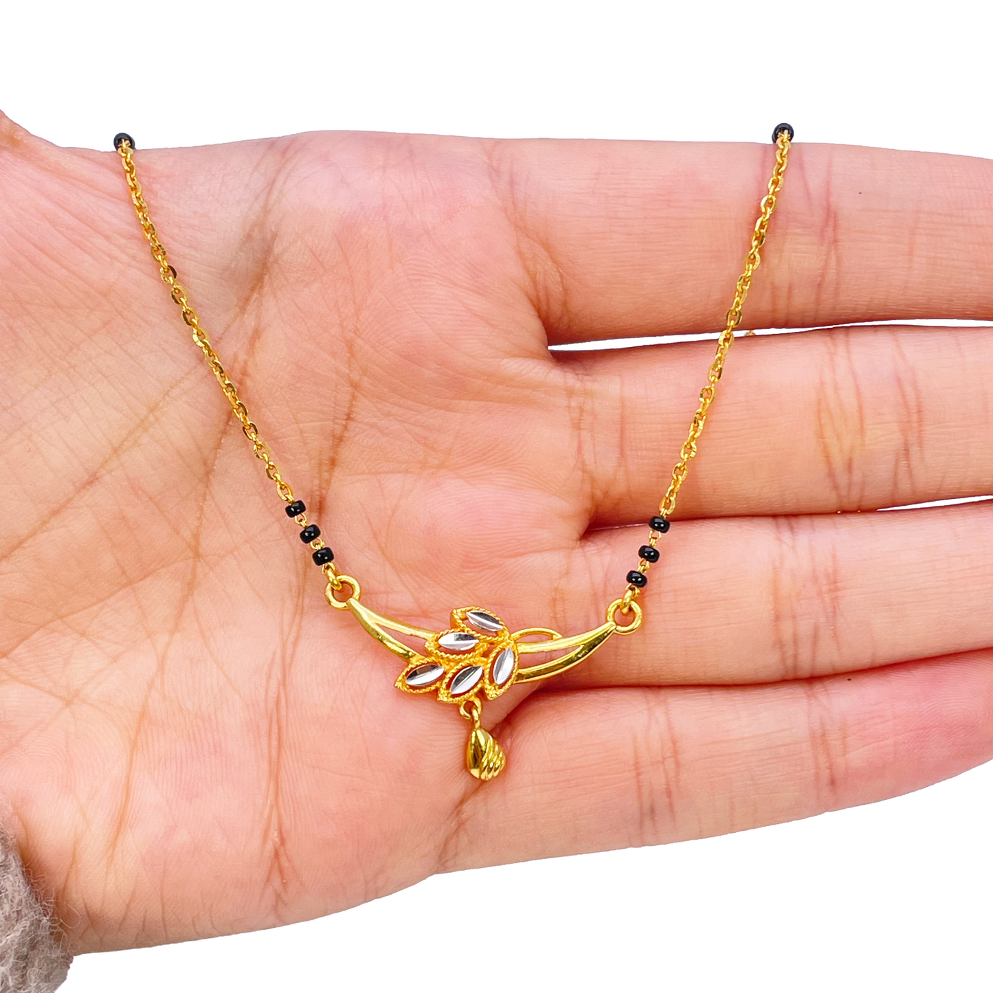 22ct Yellow Gold Mangalsutra Two-Tone Leaf Necklace 18.5'' inches