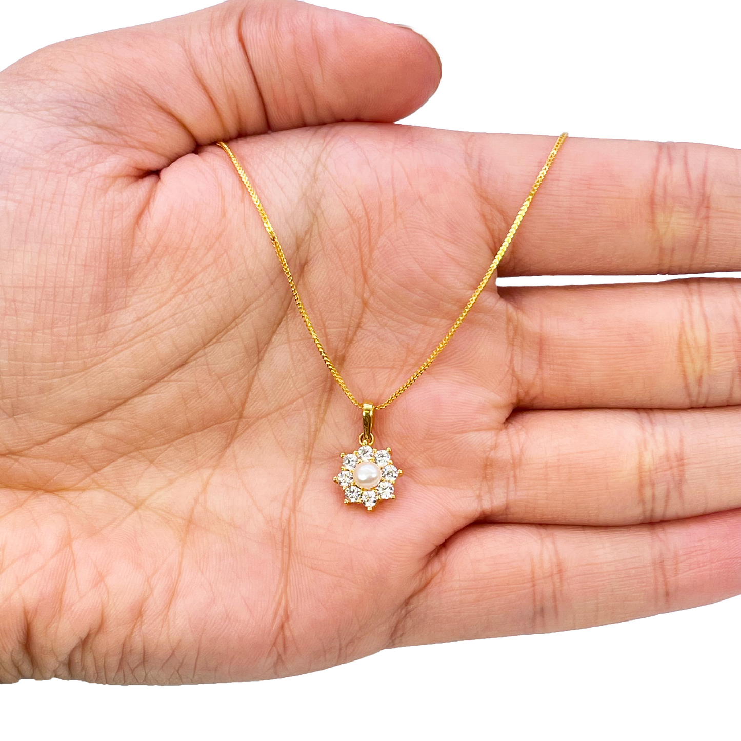 22ct Yellow Gold Round Freshwater Pearl Halo Pendant & Chain Set