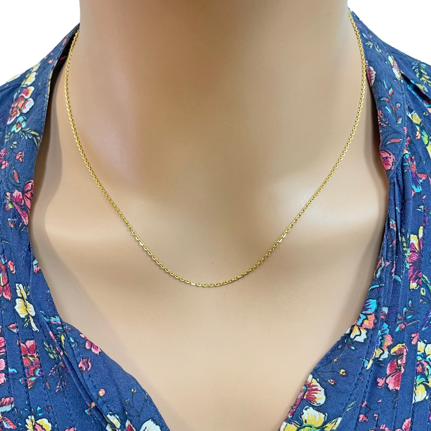 22ct Yellow Gold Cable Link Chain 17 inches 0.9mm Width